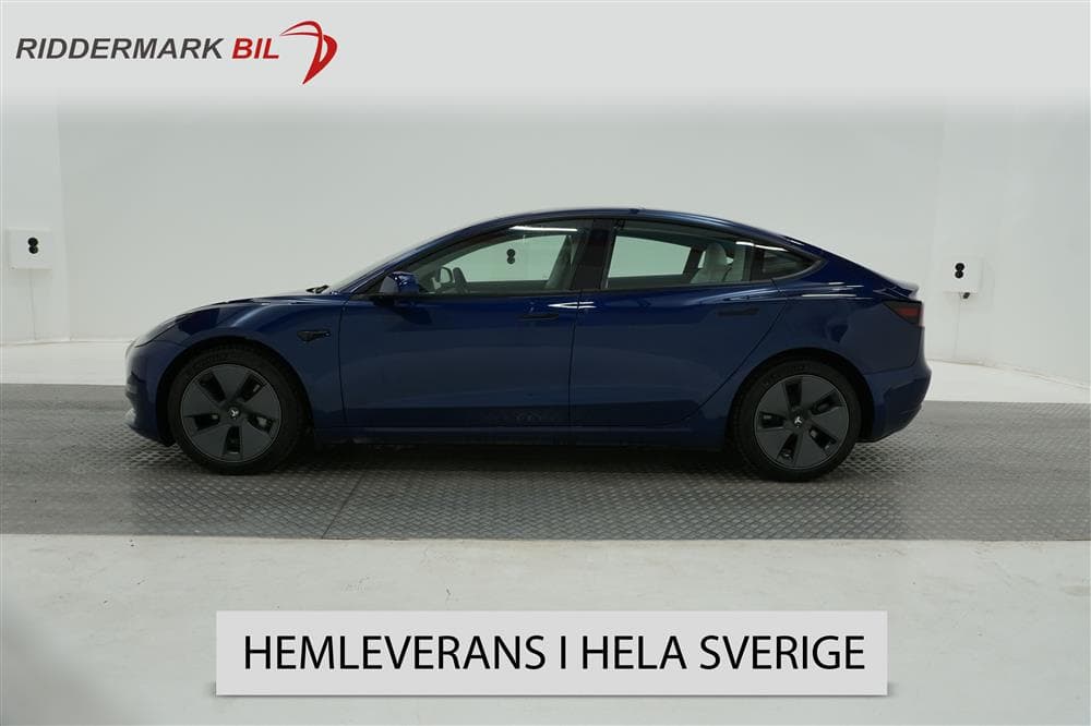 Tesla Model 3 Long Range AWD 440hk Panorama