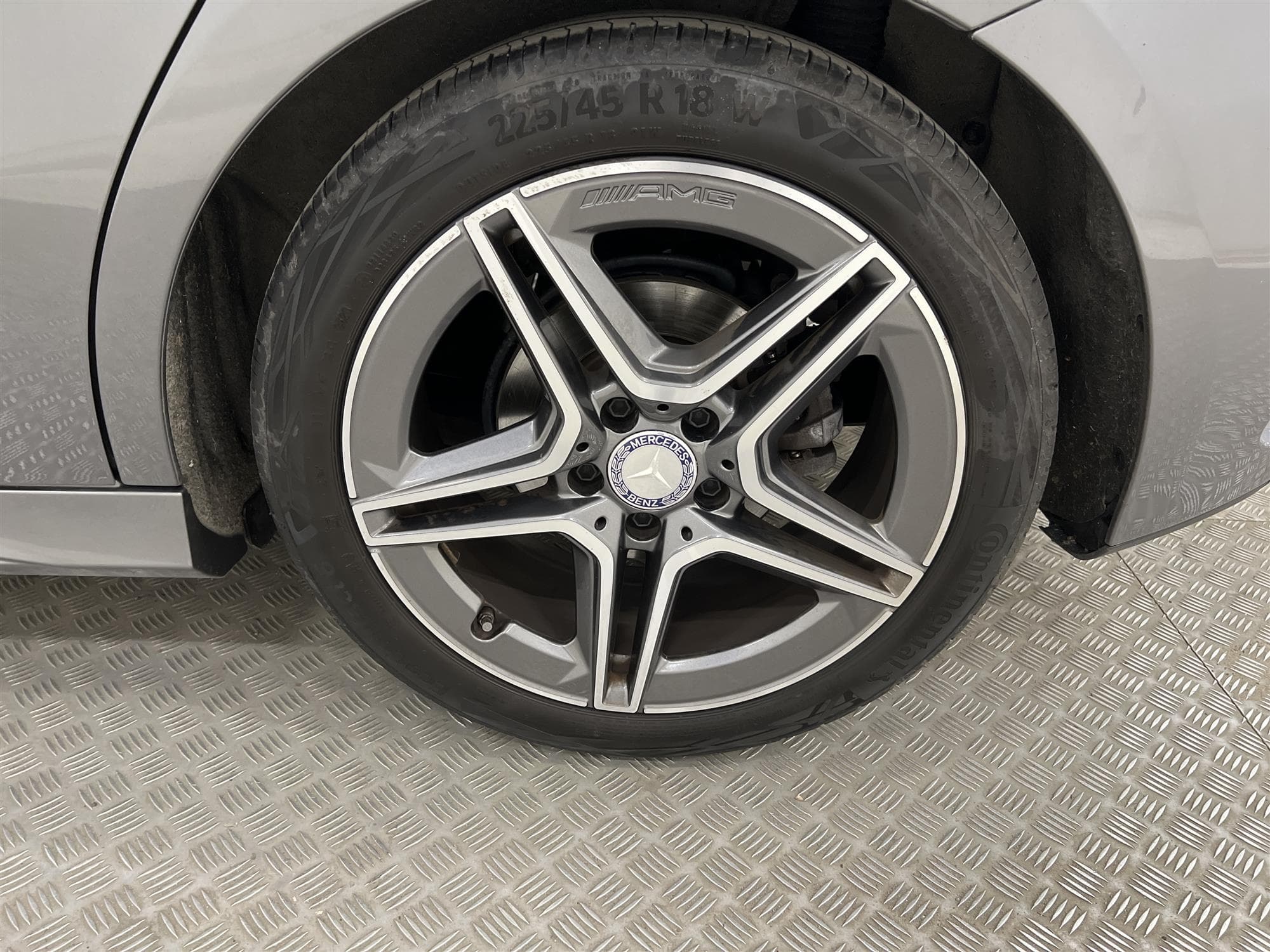 Mercedes-Benz A 180 136hk AMG Sport Kamera Välserv 0,59l/mil