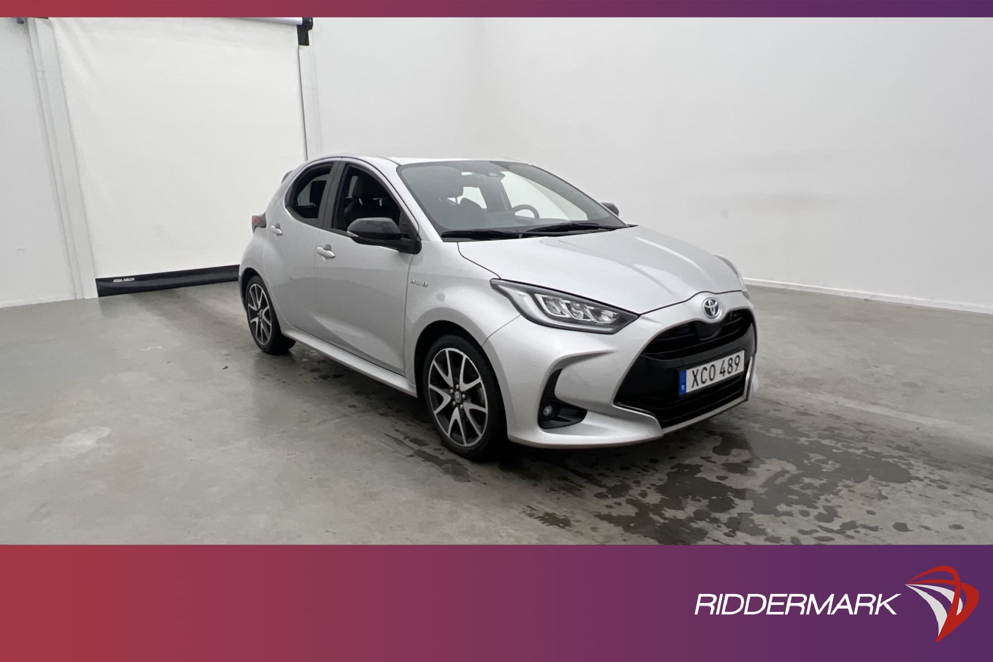 Toyota Yaris Hybrid 116hk Style Kamera Halvskinn Dragkrok