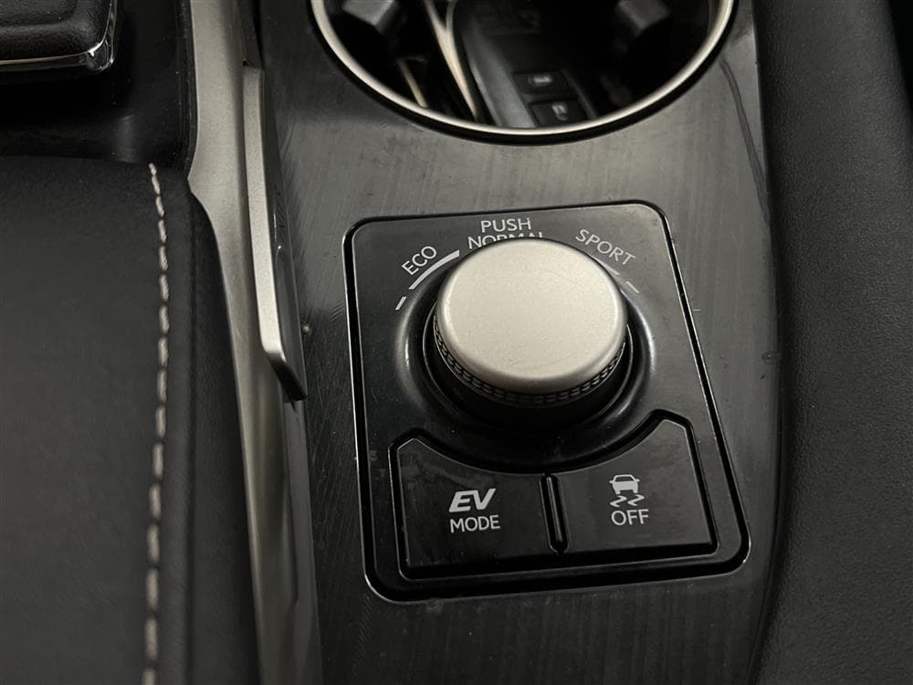 Lexus RX 450h AWD 313hk Hybrid B-Kam Navi Pano Skinn Draginteriör
