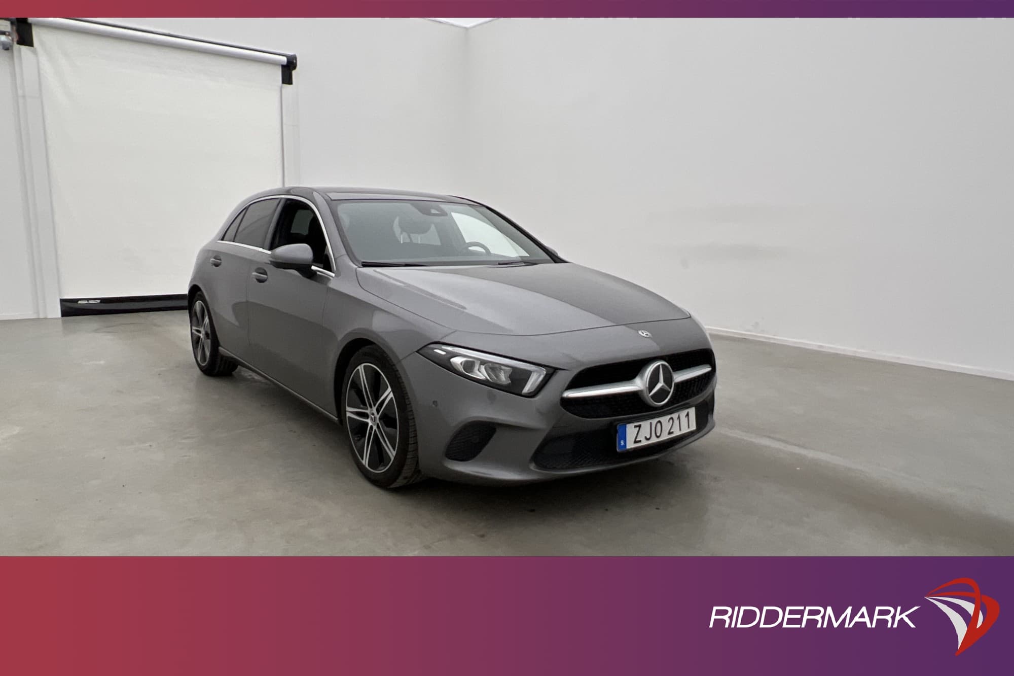 Mercedes-Benz A 180 7G 136hk