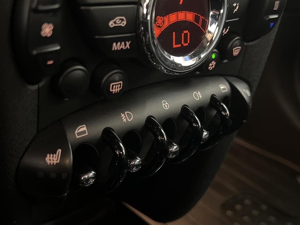 MINI John Cooper Works 211hk Navi H/K Skinn LÅGMIL 0,58l/milinteriör