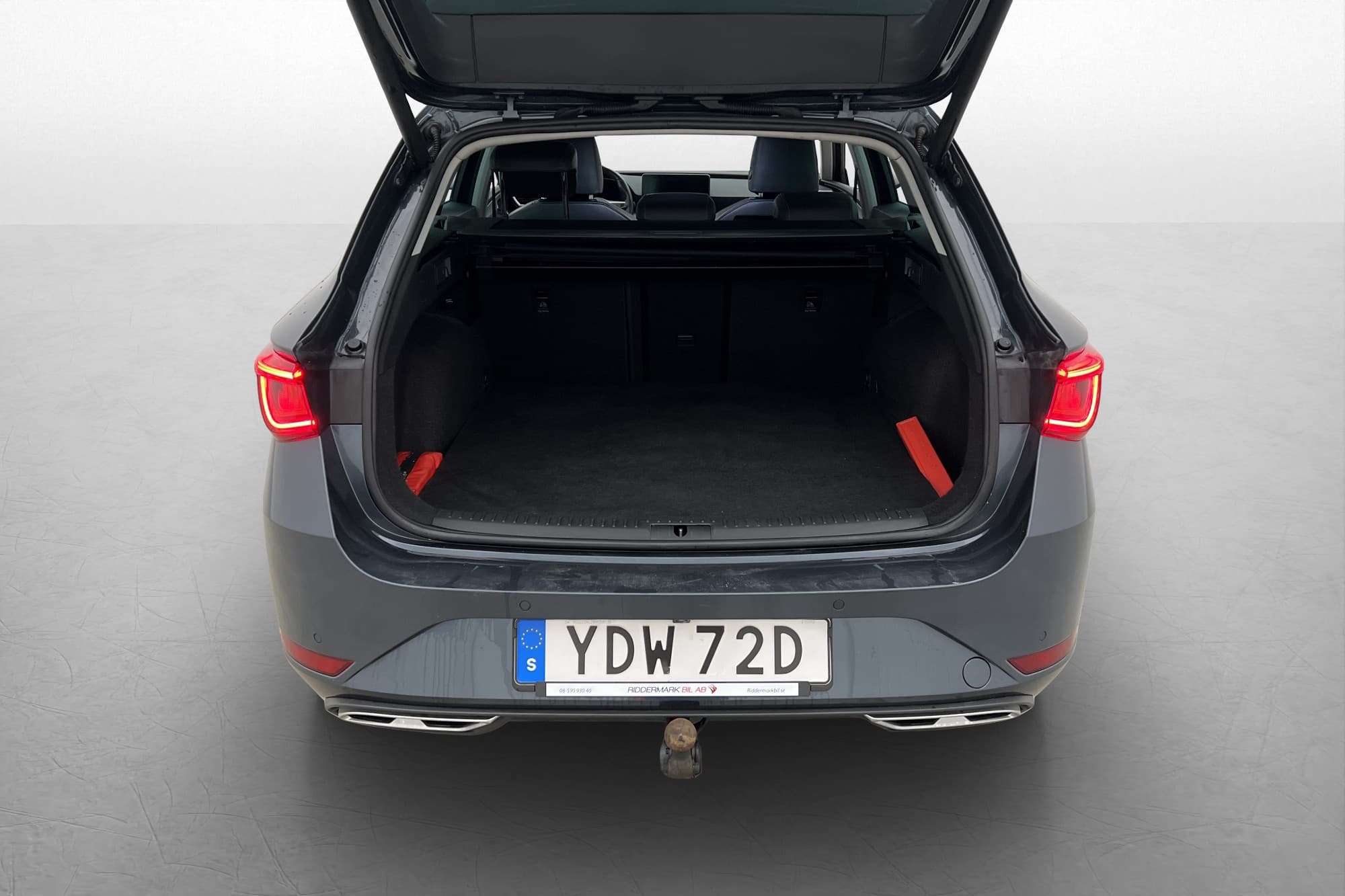 SEAT Leon ST e-Hybrid FR Cockpit Kamera Drag Navi CarPlay