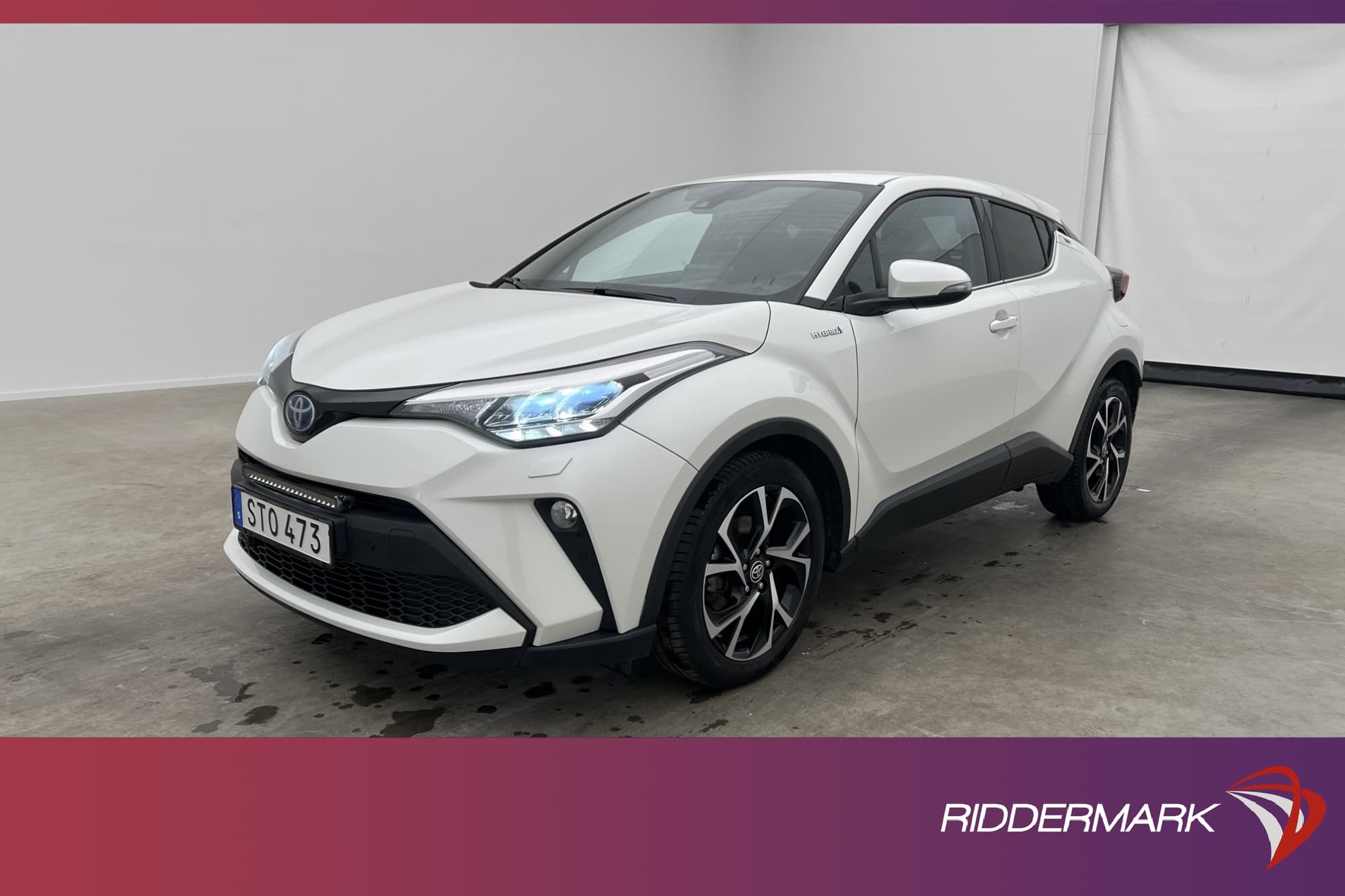 Toyota C-HR Hybrid 122hk