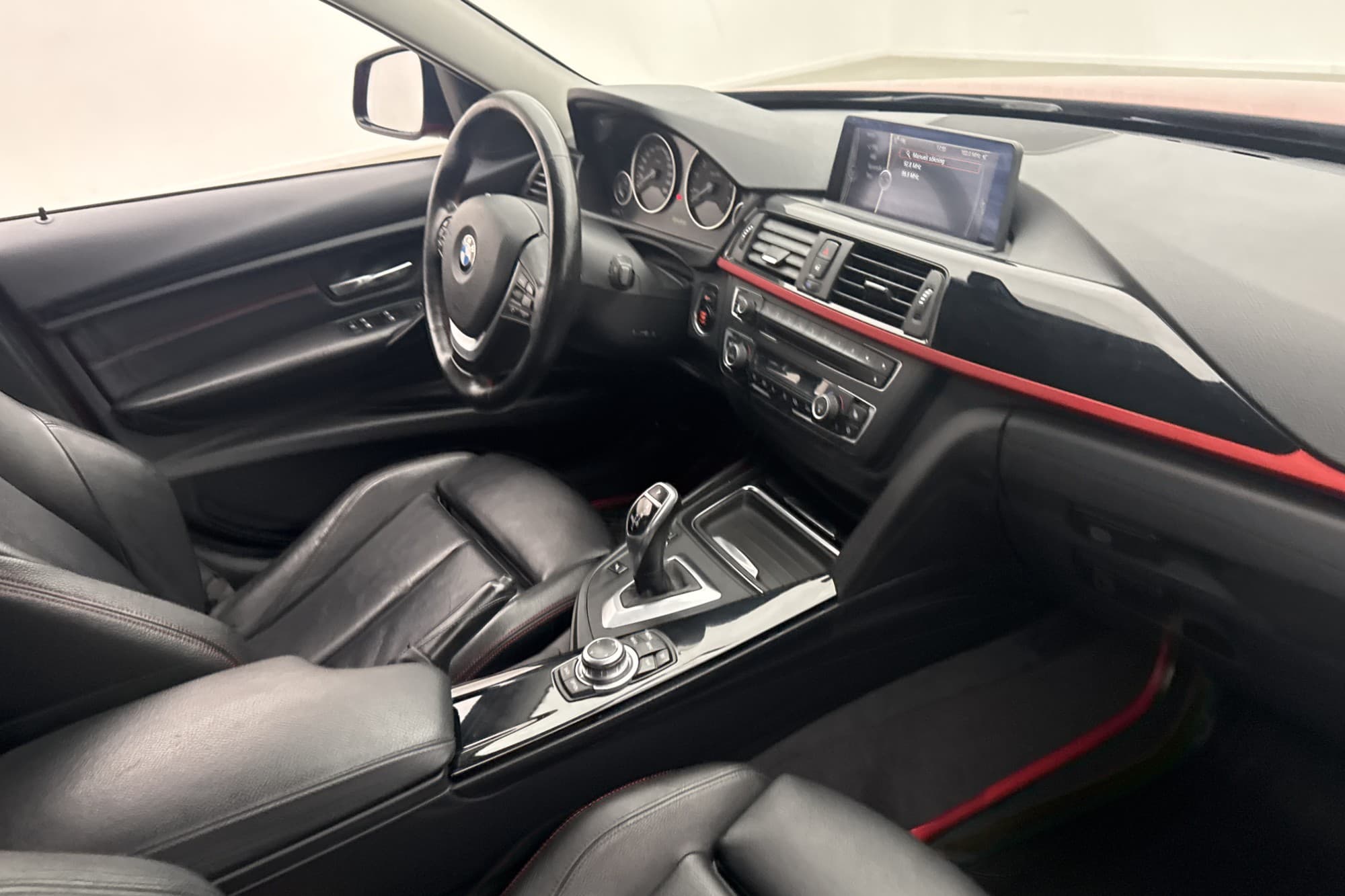 BMW 335 i 306hk Navi Skinn Rattvärme PDC