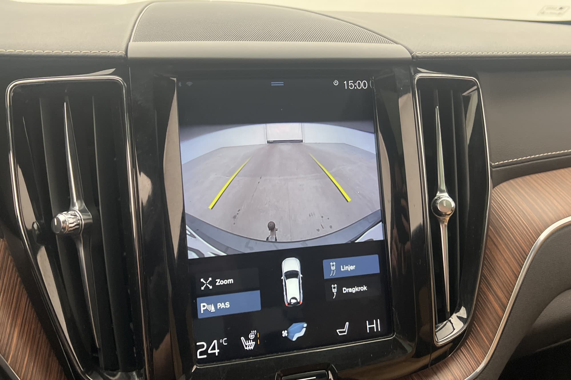 Volvo XC60 T8 Inscription VOC Värmare Pano Kamera Drag Skinn