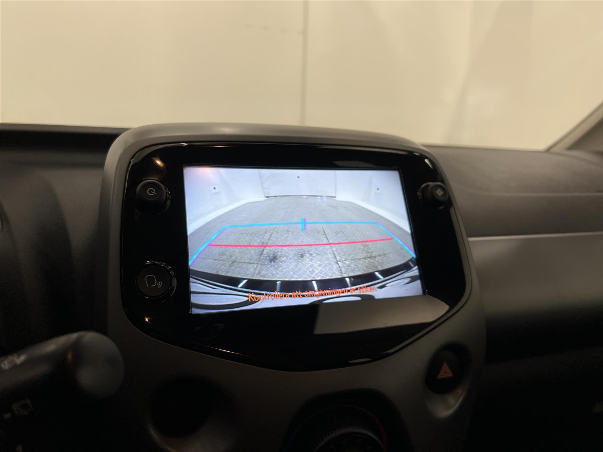 Toyota Aygo 1.0 72hk B-Kamera L-Assist Låg Skatt 0,41L/mil