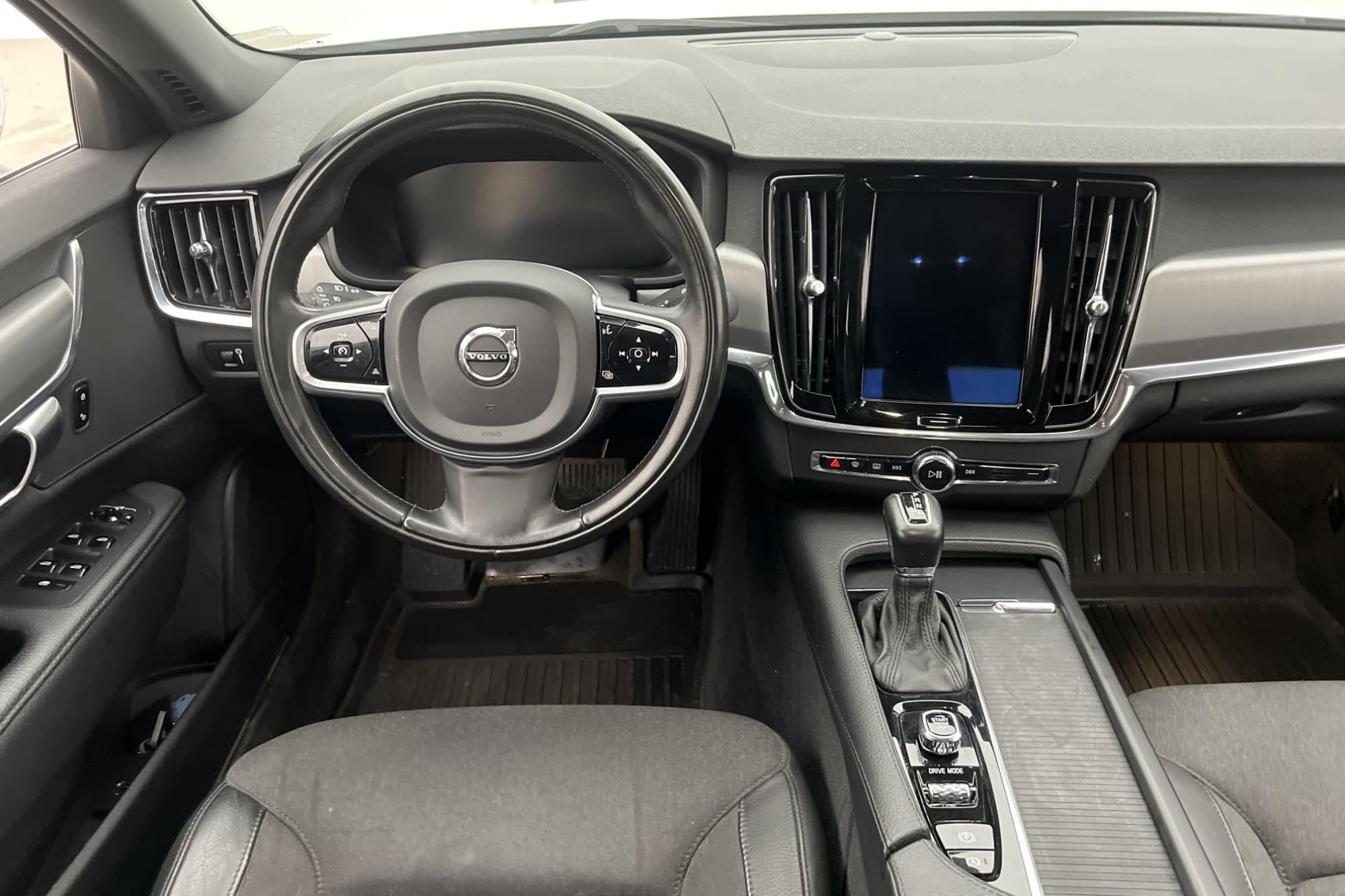 Volvo S90 T5 250hk Momentum VOC D-Värmare Kamera Rattvärme