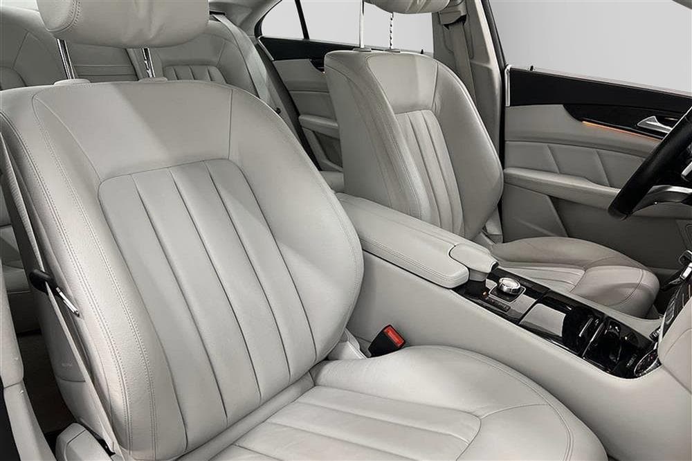 Mercedes-Benz CLS 350 4M 258hk AMG 360° D-värm H/K 0,61l/milinteriör