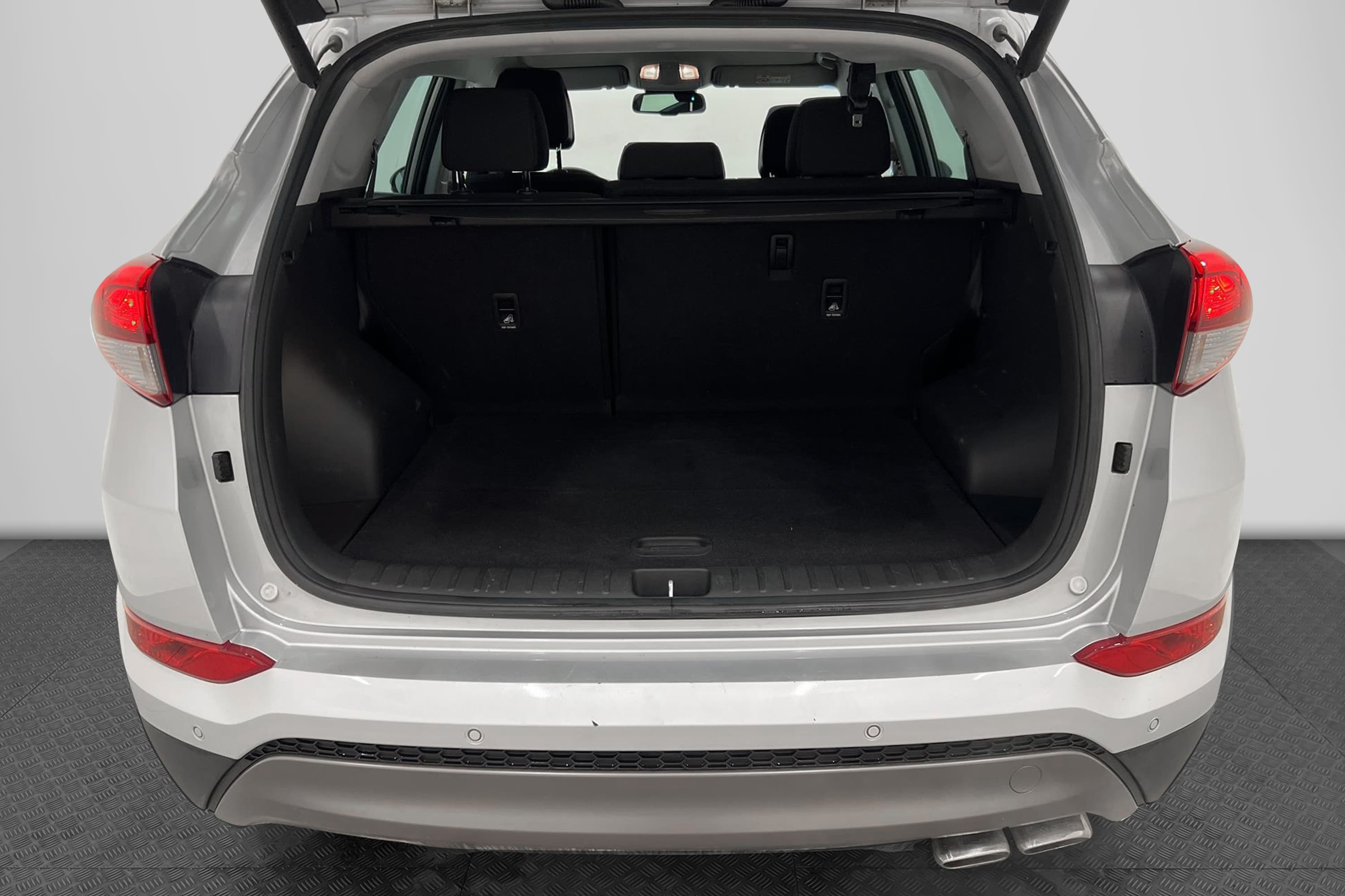 Hyundai Tucson 1.6 T-GDI 4WD 177hk Kamera Navi Välservad