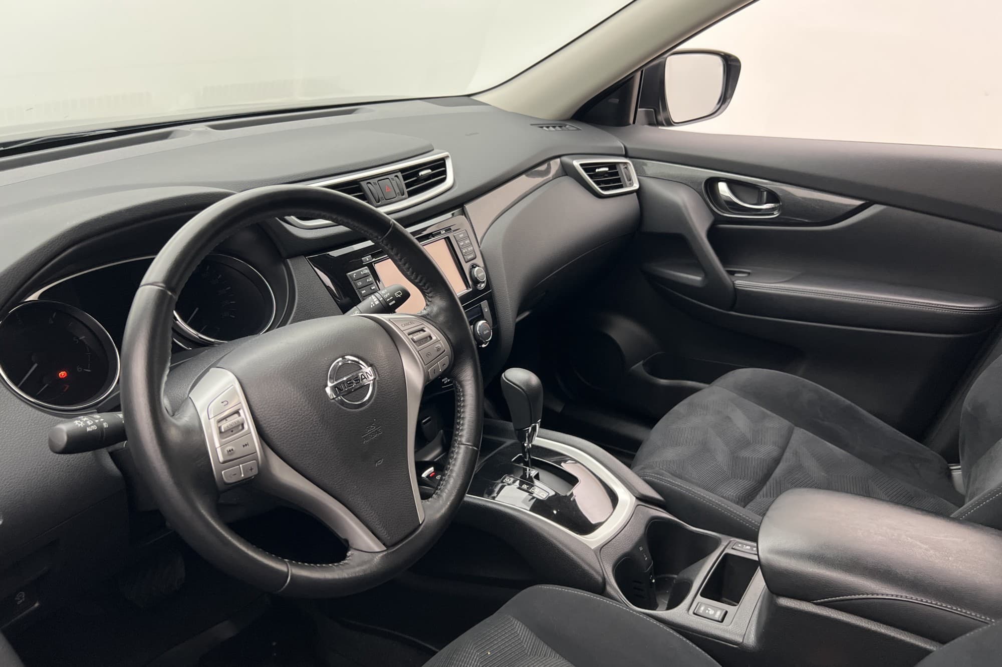 Nissan X-Trail 1.6 dCi 130hk N-Connecta 360° Navigation