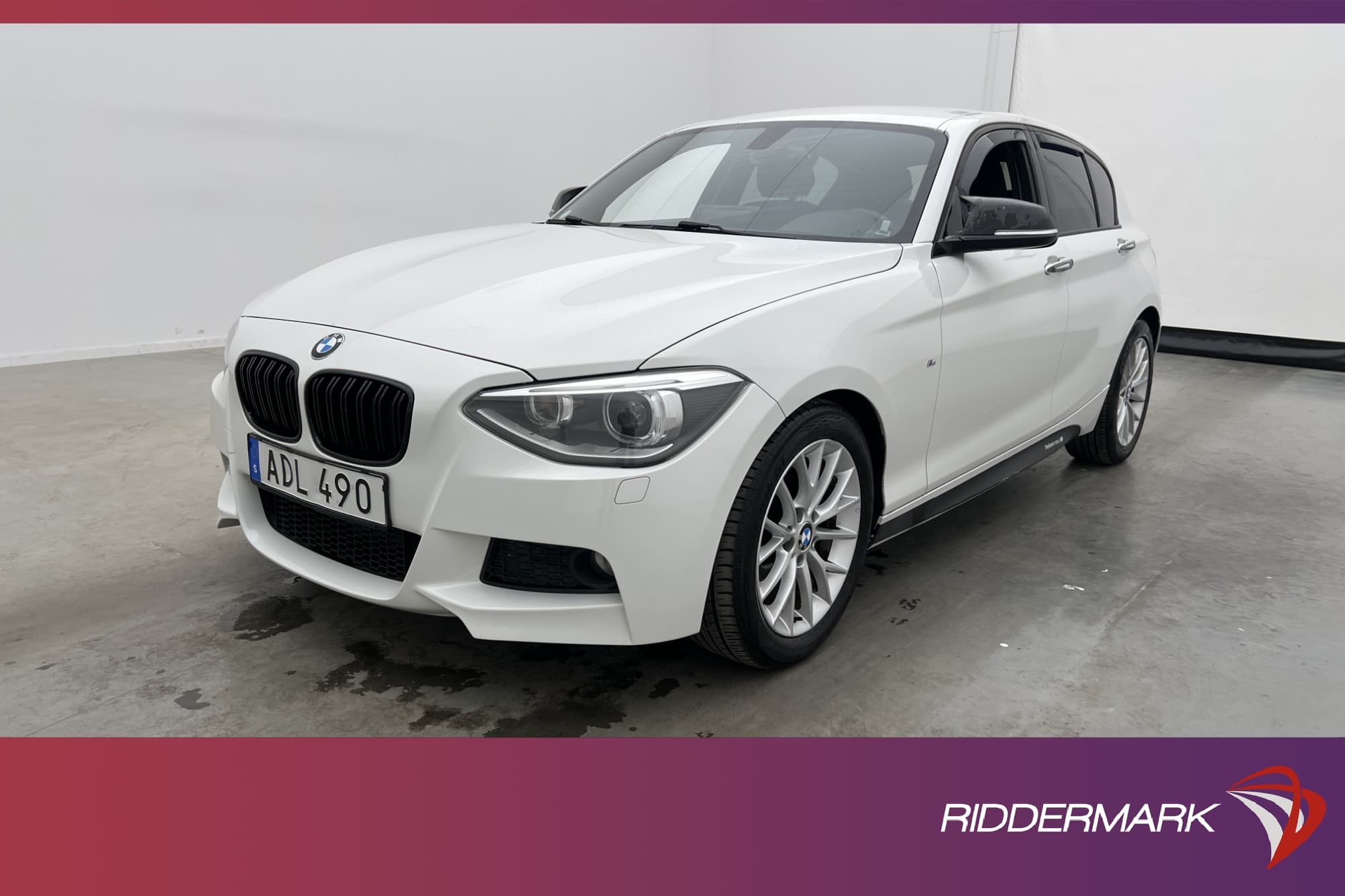 BMW 118 d 143hk M Sport Navi Sensorer Alcantara Dragkrok
