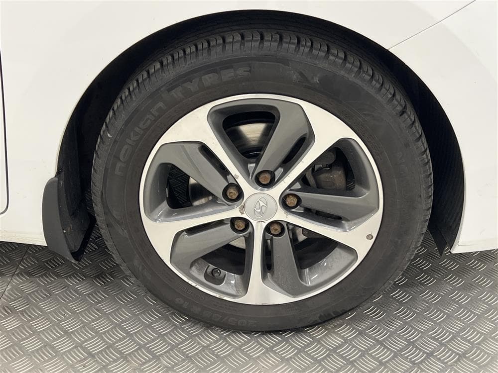 Hyundai i30 1.6 D 136hk Drag Rattvärme Nyservad 0.39l/milinteriör