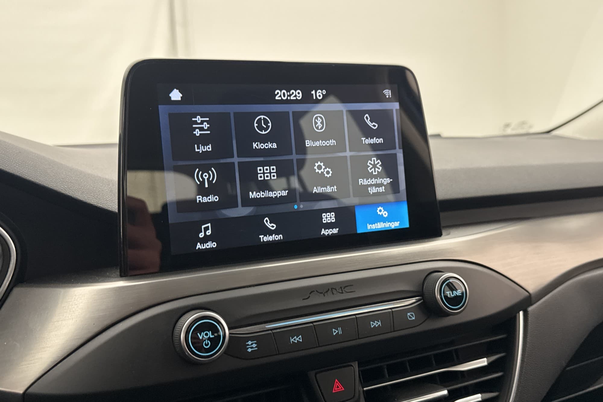 Ford Focus EcoBoost 1.0 125hk Titanium Sensorer Rattvärme