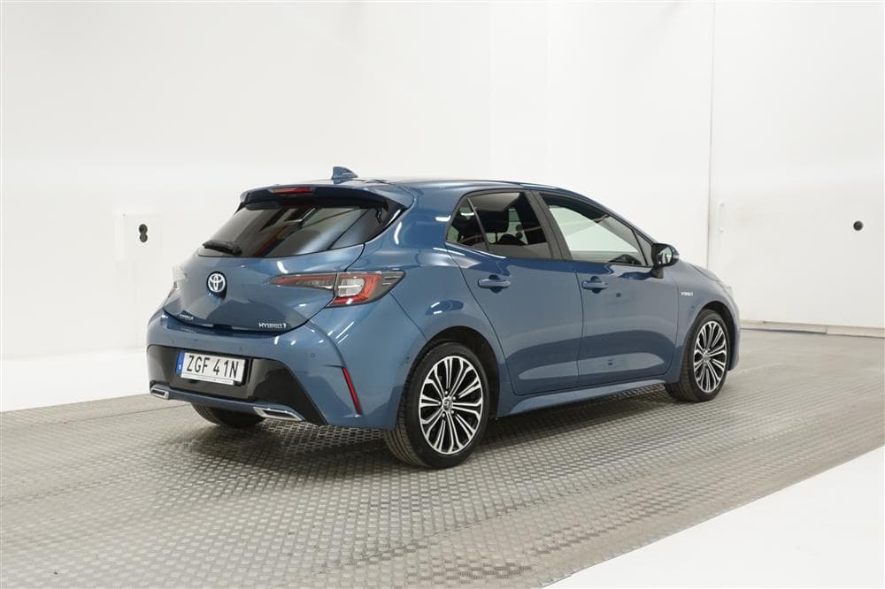 Toyota Corolla 2.0 Hybrid 180hk B-Kam L-Assist Miracast