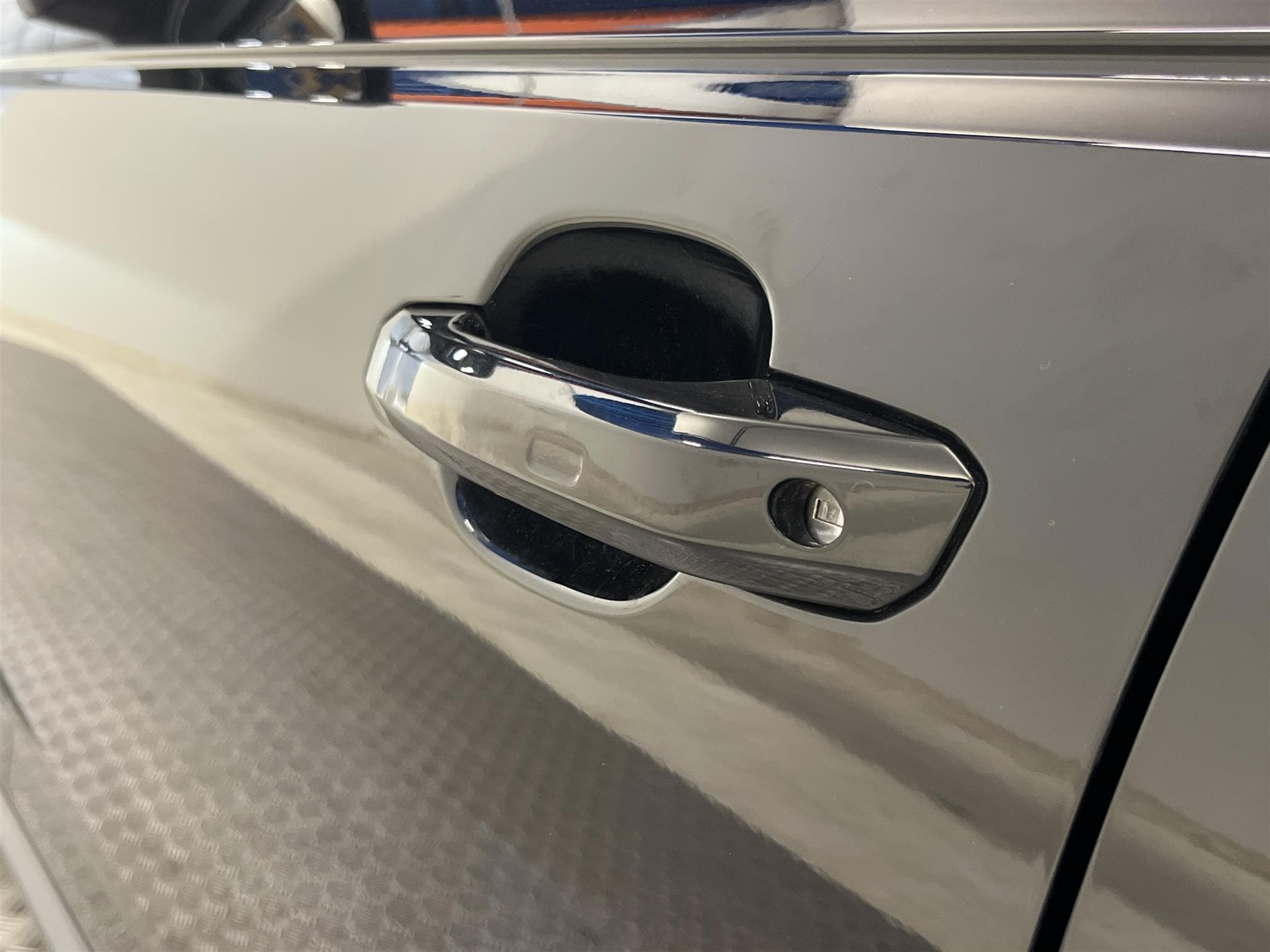Audi A4 2.0 TDI Quattro 190hk D-Värmare Drag Audi Connect 