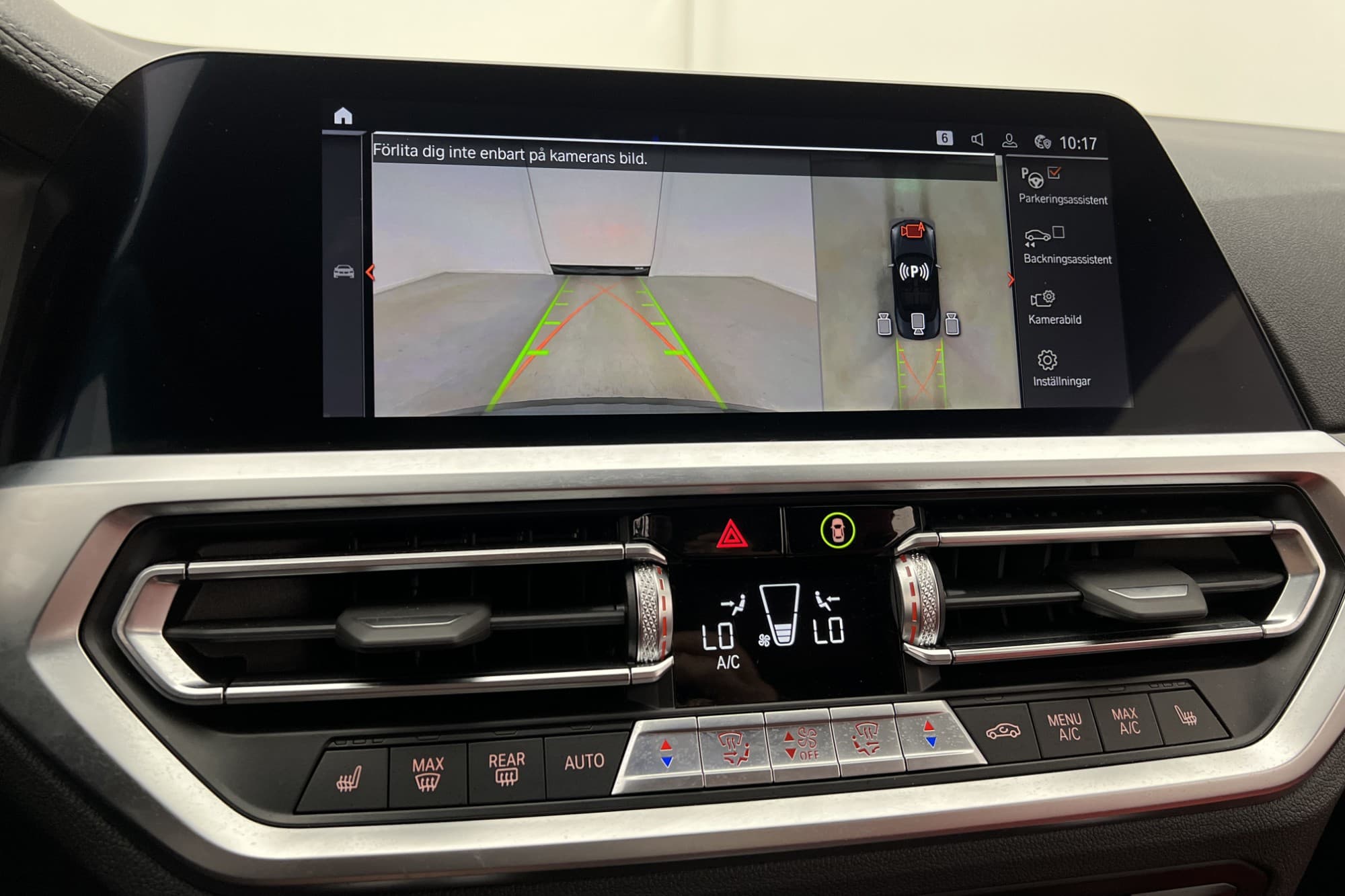 BMW M440i xDrive Cab 374hk Laser HUD HiFi 360° Navi Cockpit