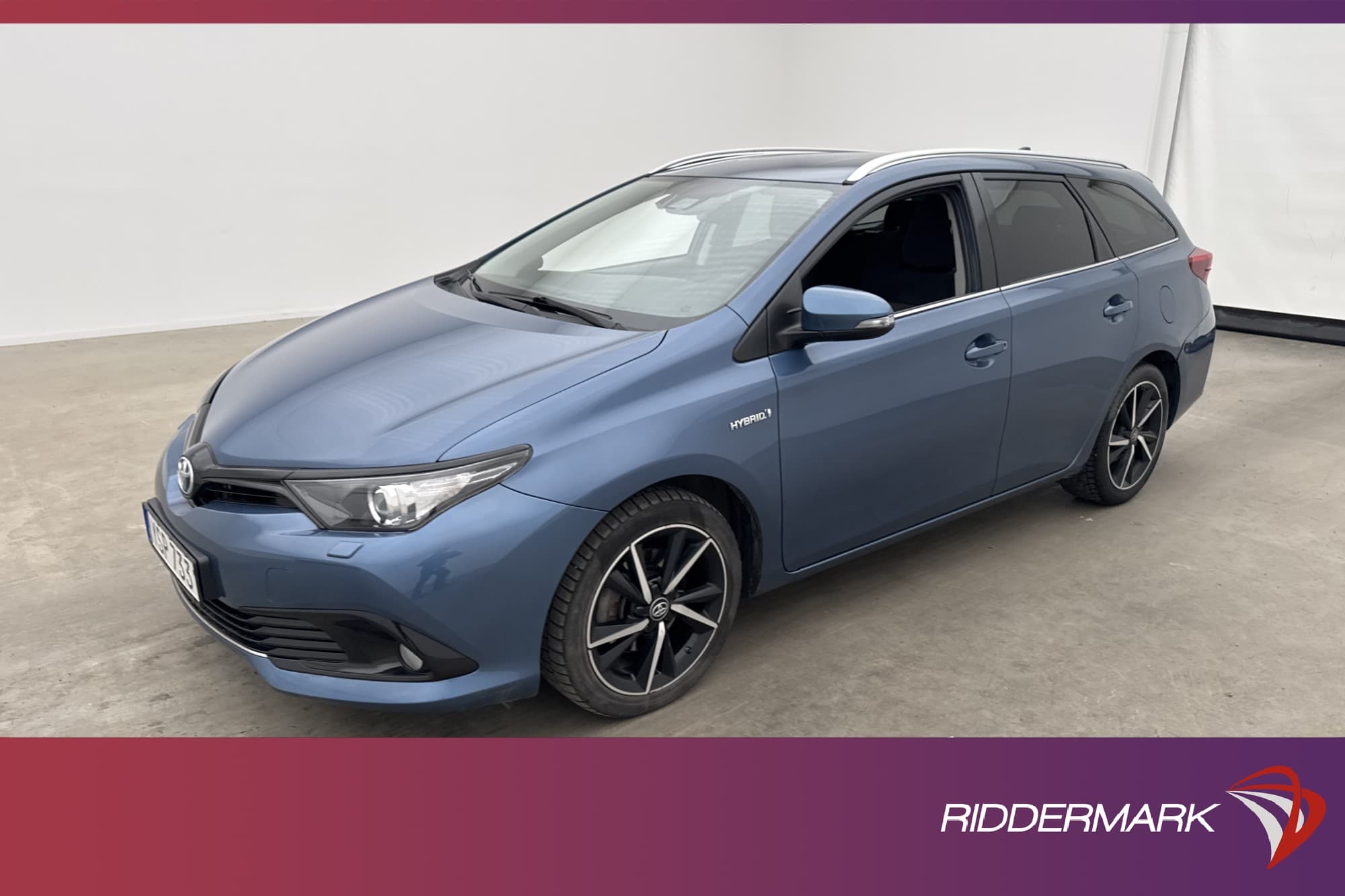 Toyota Auris TS Hybrid e-CVT 136hk Kamera Navigator Keyless