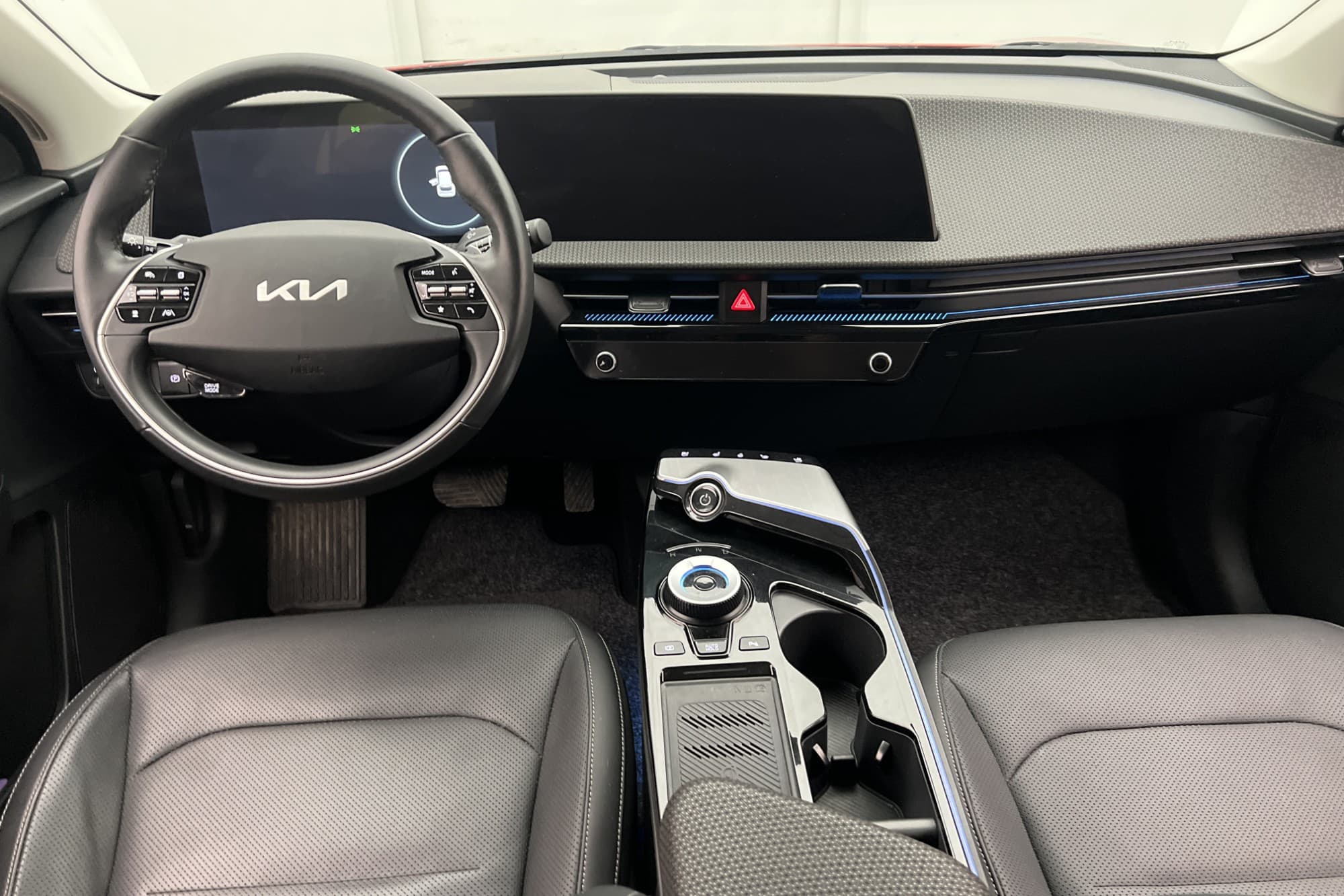 Kia EV6 77.4 kWh 228hk PLUS 360°Kamera Skinn Rattvärme MOMS