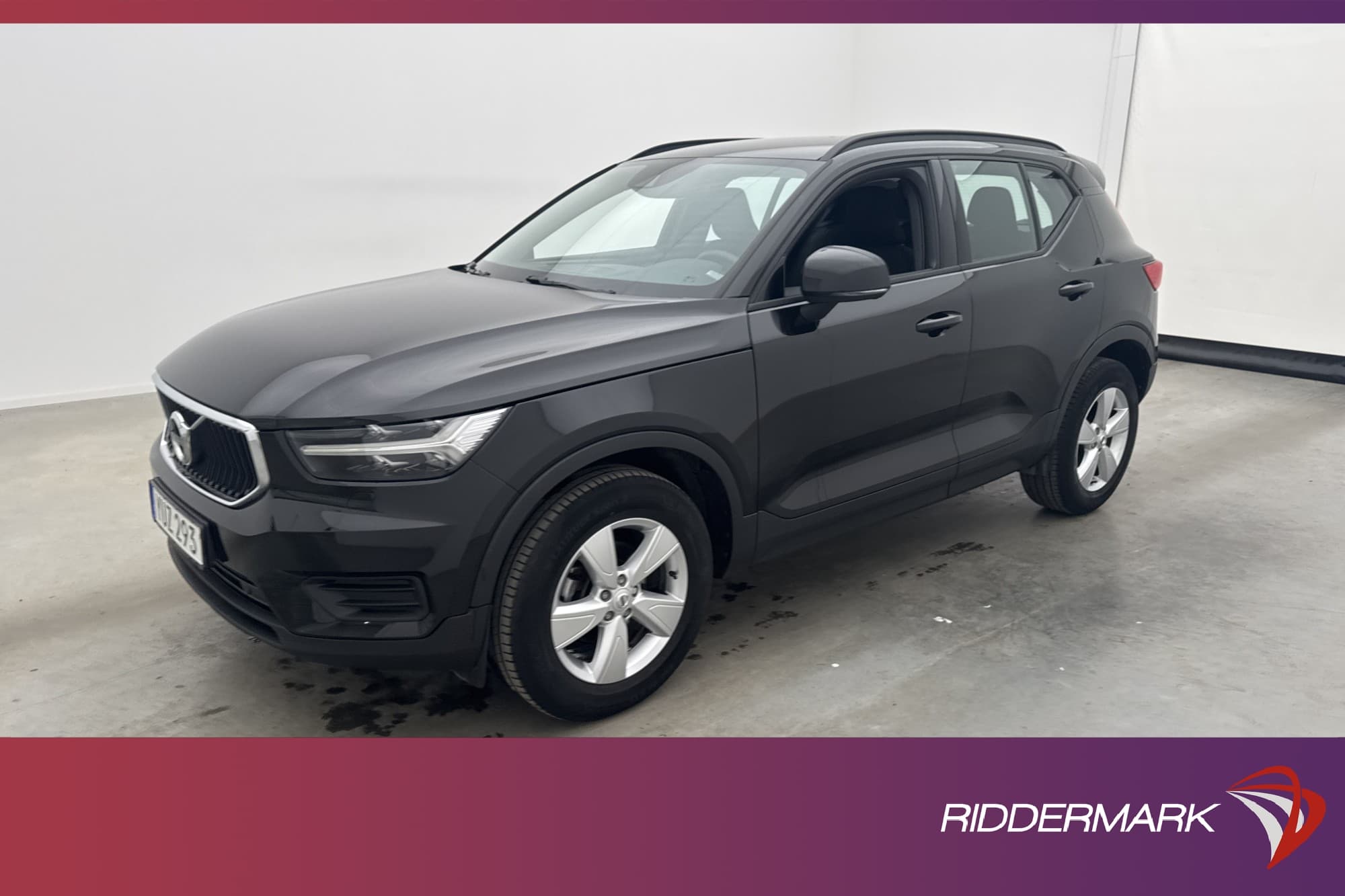 Volvo XC40 T3 156hk Kinetic VOC B-Värmare Lane-Assist