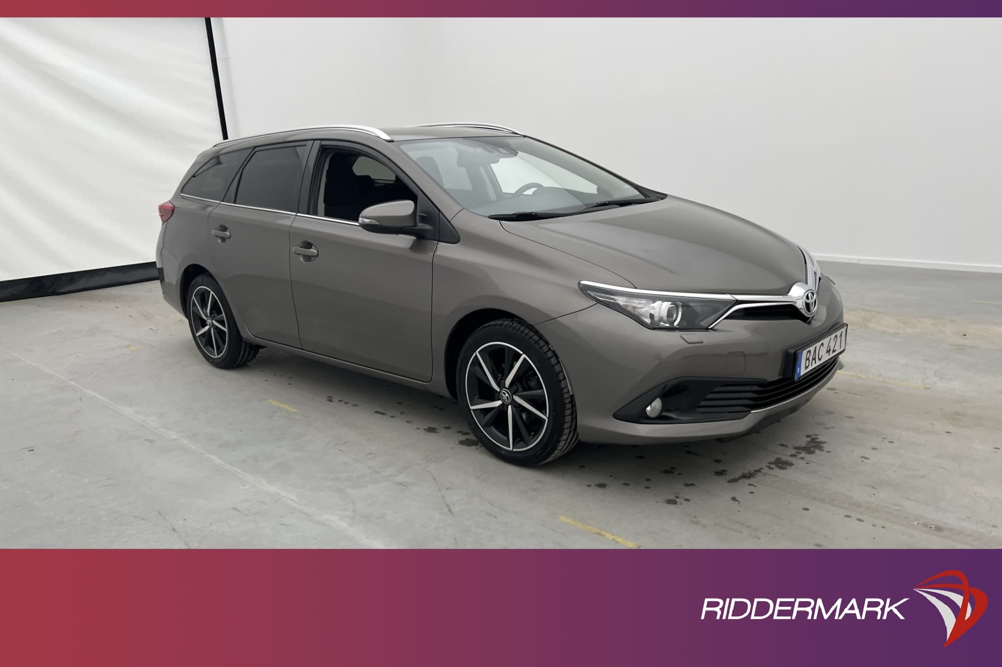 Toyota Auris Touring Sports 1.2 116hk