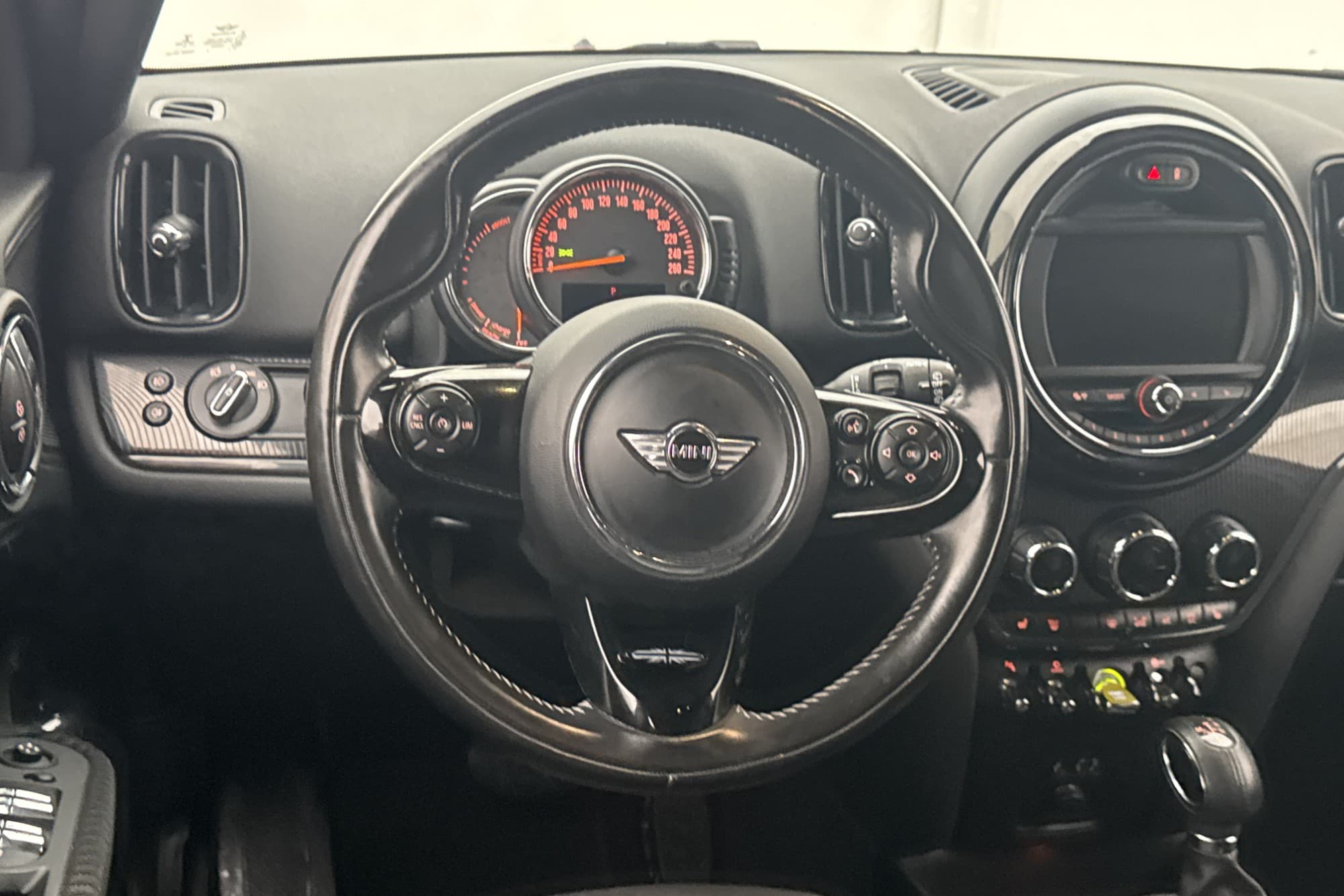 MINI Countryman Cooper SE ALL4 224hk Excitement Navigation