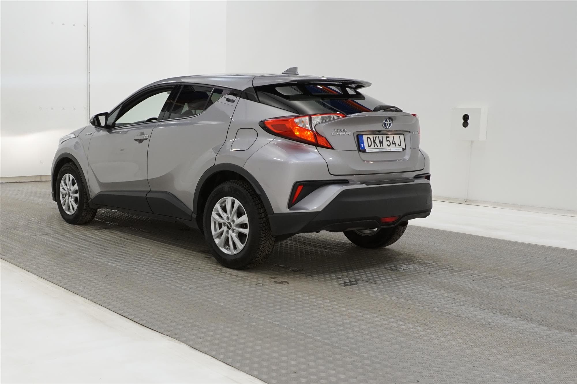 Toyota C-HR Hybrid 122hk B-Kam Lane Assist 0,38L/mil