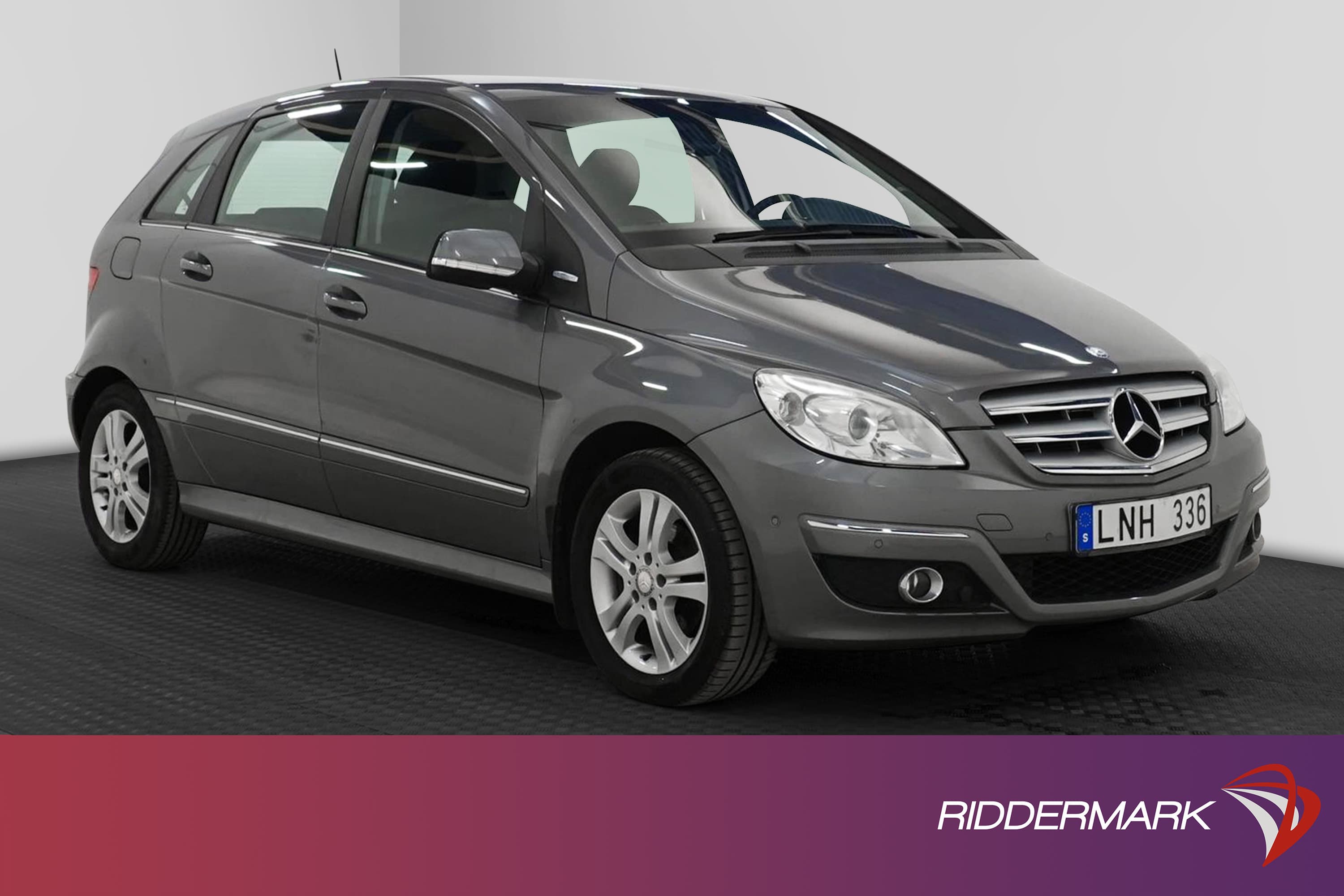 Mercedes-Benz B 180 116hk M&K-Värmare Dragkrok PDC Nyservad