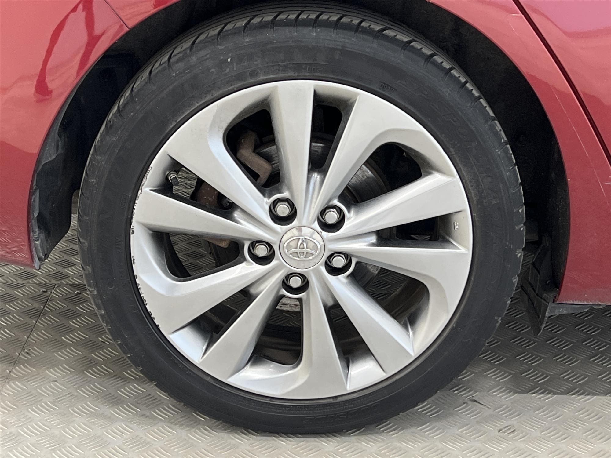 Toyota Auris TS Hybrid e-CVT 136hk 2 Brukare M&K-Värm B-Kam