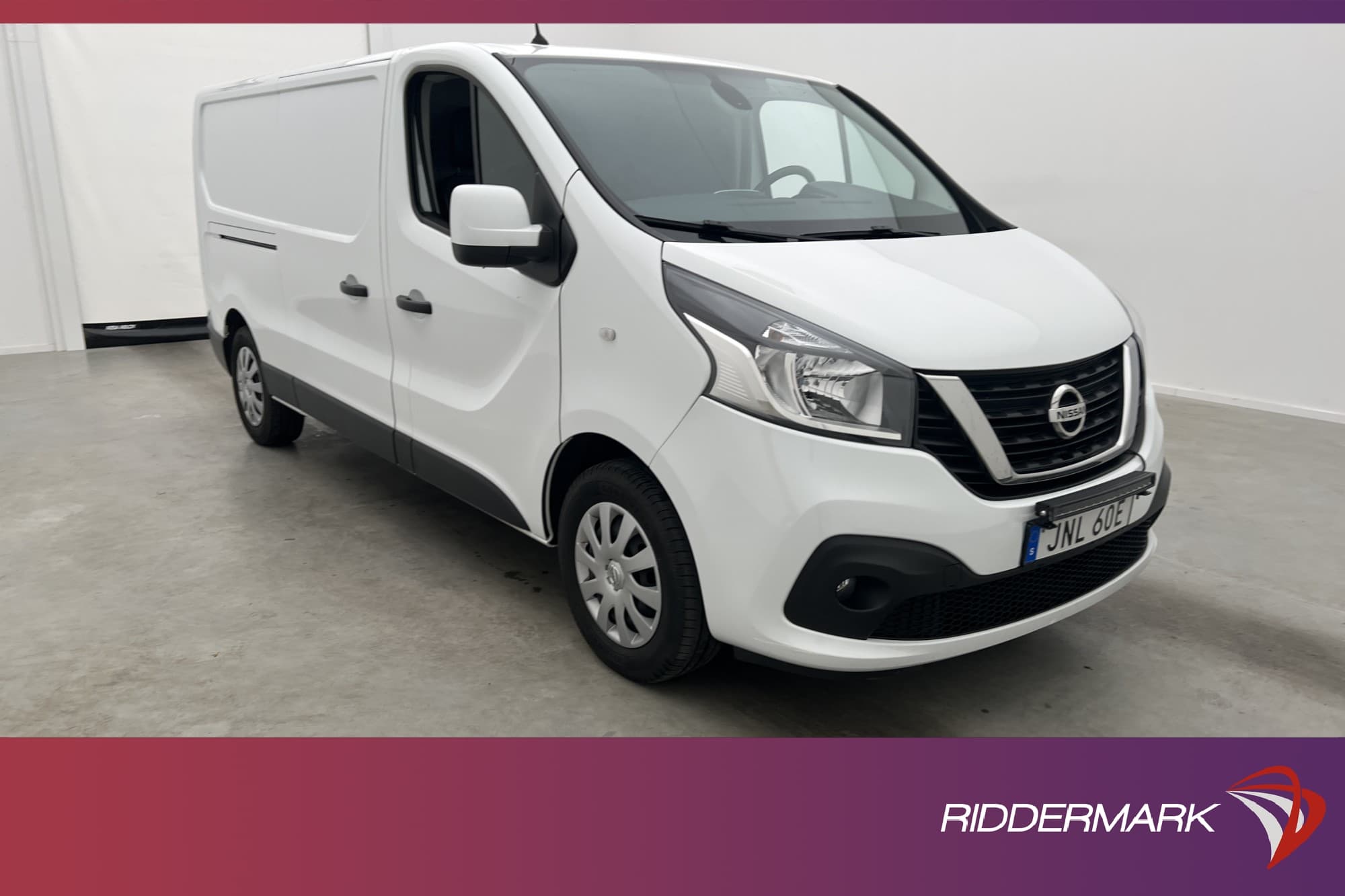 Nissan NV300