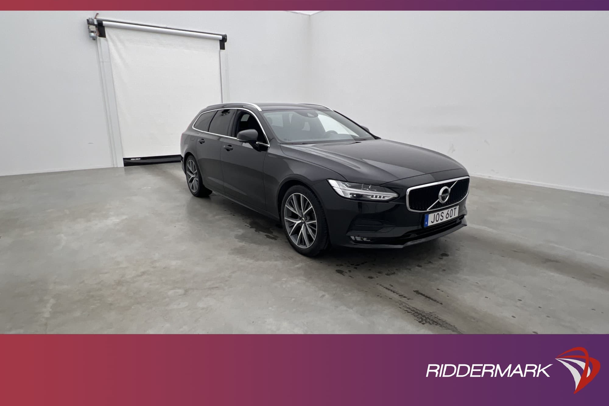 Volvo V90 D4