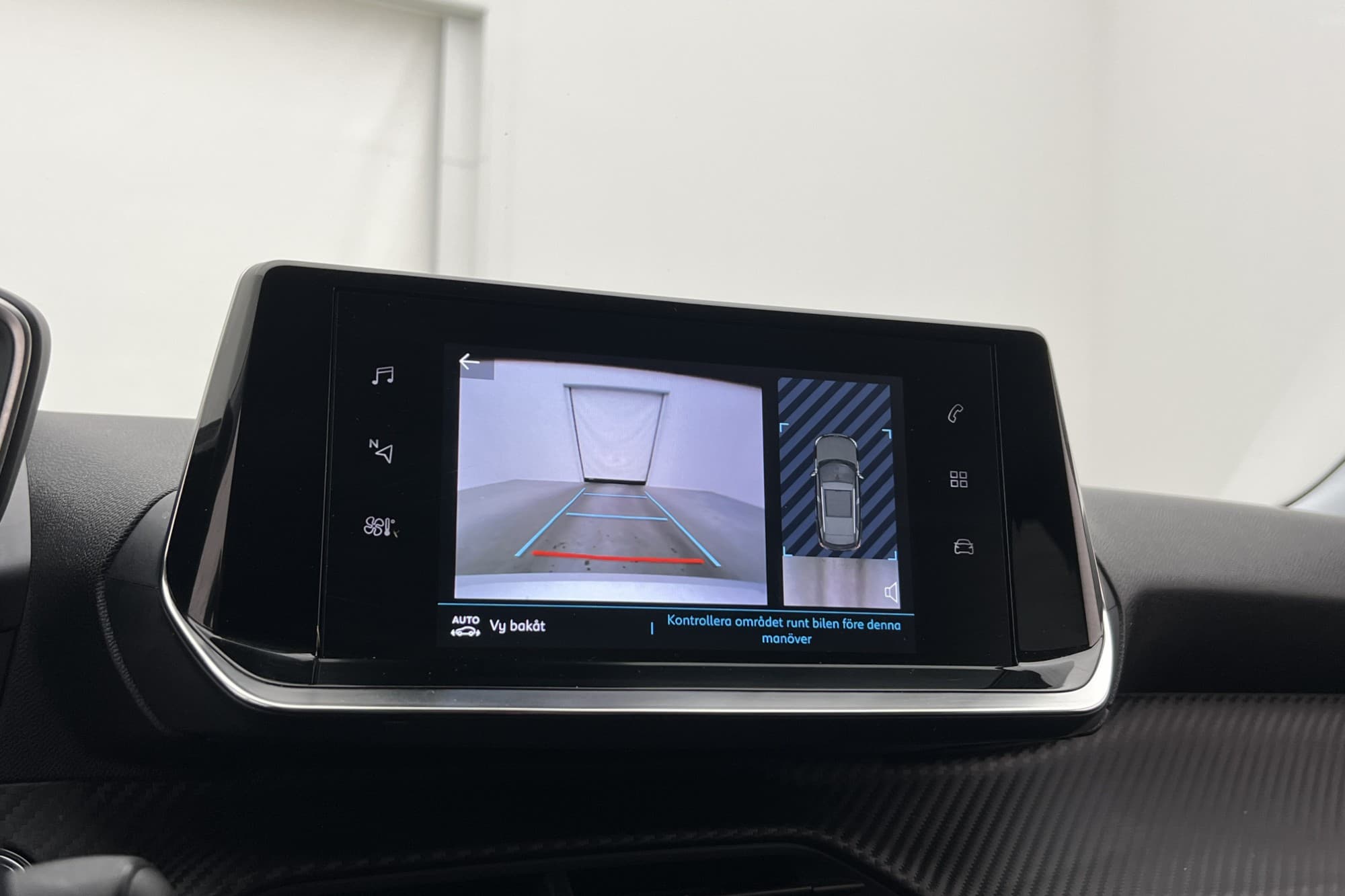 Peugeot e-2008 136hk Kamera Halvskinn CarPlay Keyless MOMS