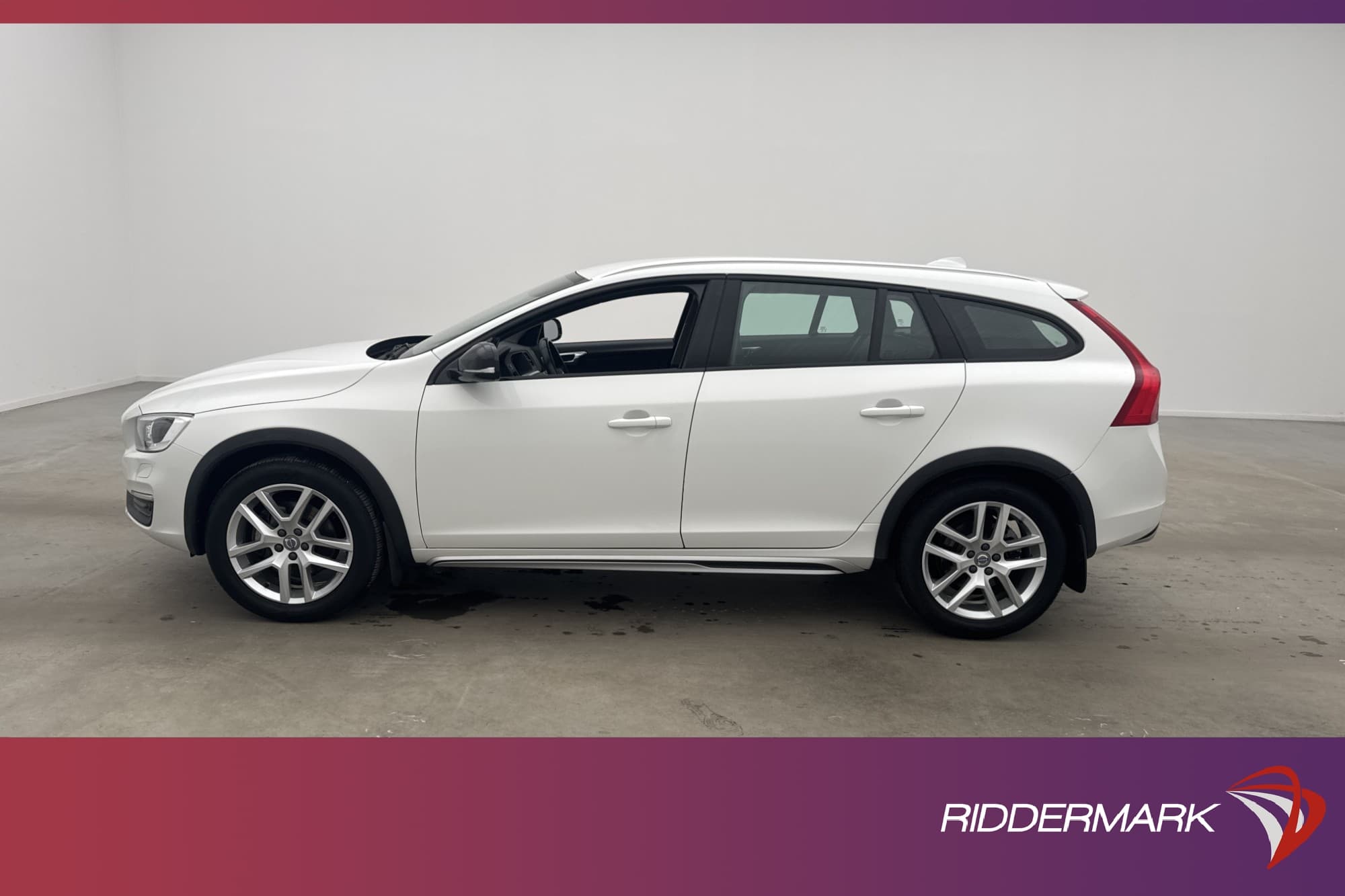 Volvo V60 D4 190hk Cross Country