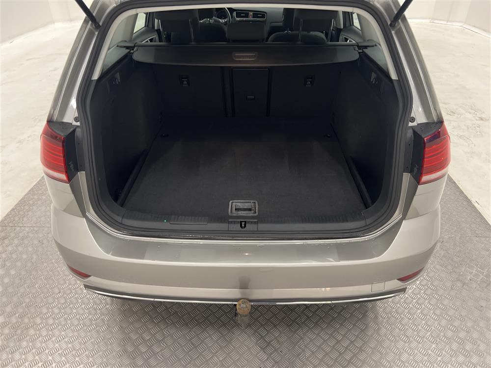 Volkswagen Golf 110hk Backkamera Drag 0.49L/Milinteriör