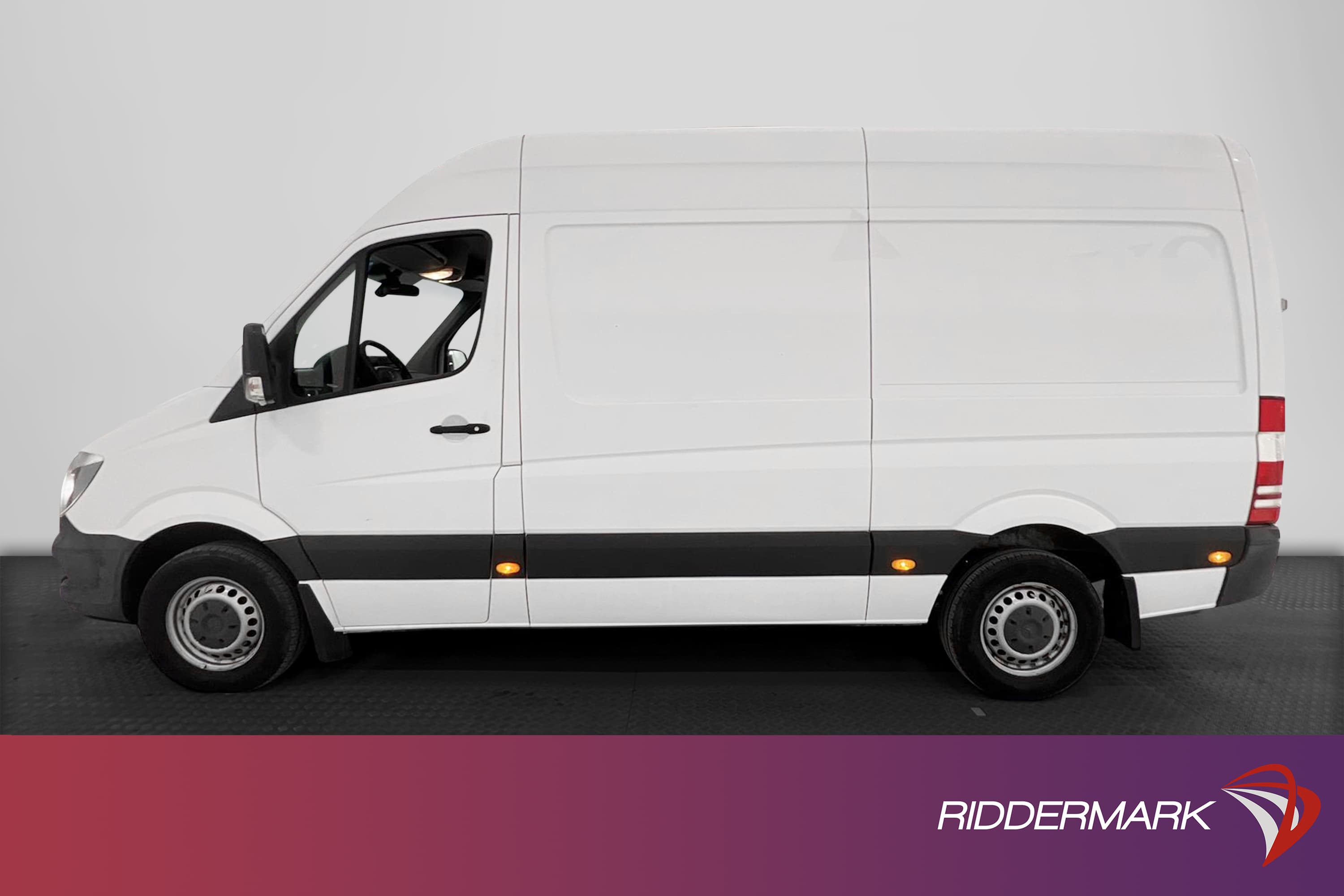Mercedes-Benz Sprinter 213 L2H2 Värmare Dragkrok