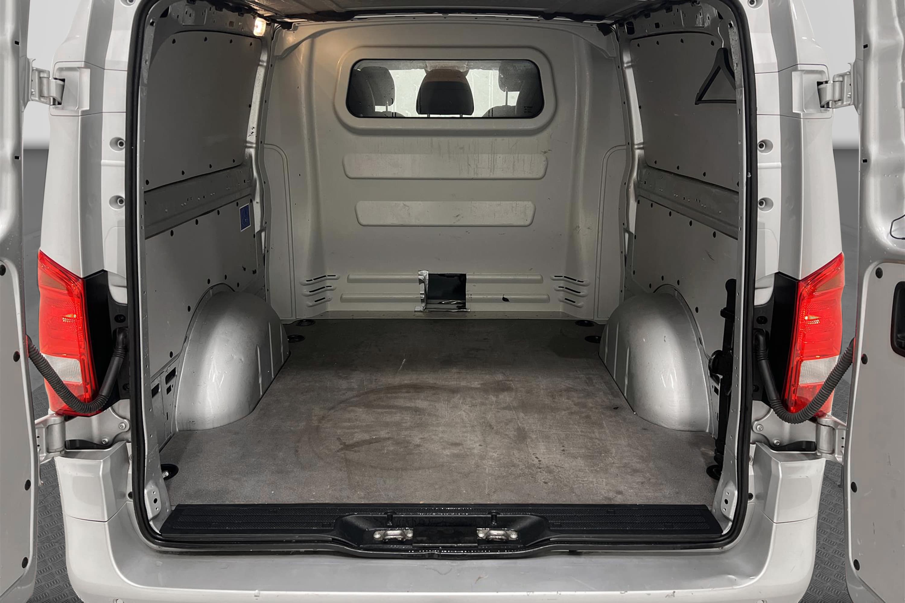 Mercedes-Benz Vito Mixto 119d Automat EDT.1 Värmare Moms interiör