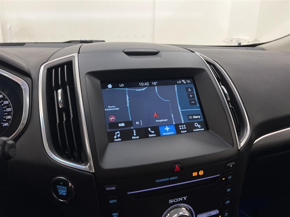 Ford Edge 2.0 TDCi 210hk D-Värm Pano B-Kamera Navi Draginteriör