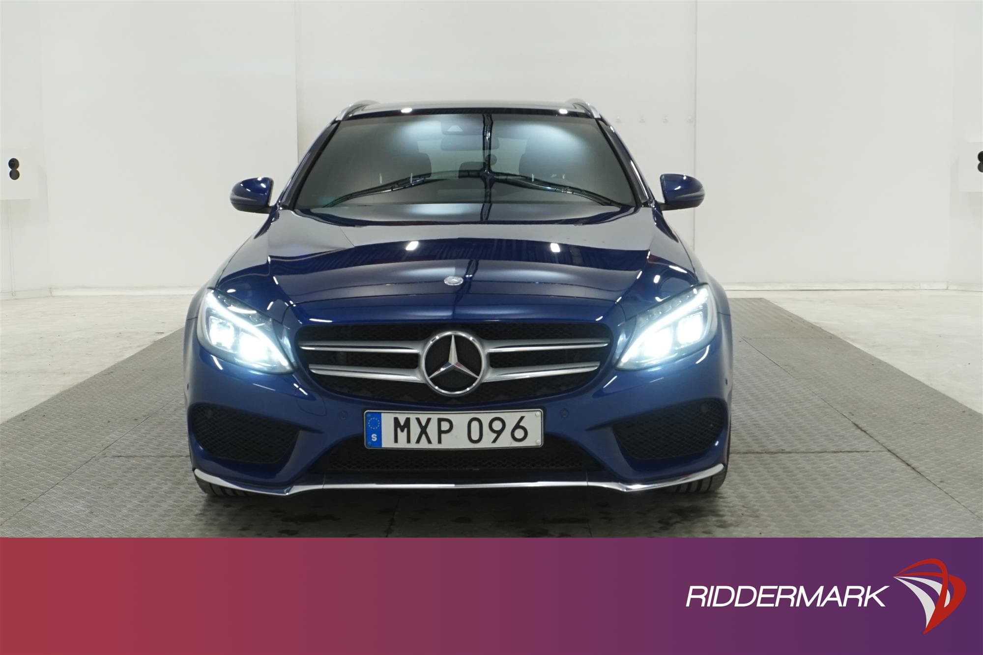 Mercedes-Benz C 300 245hk