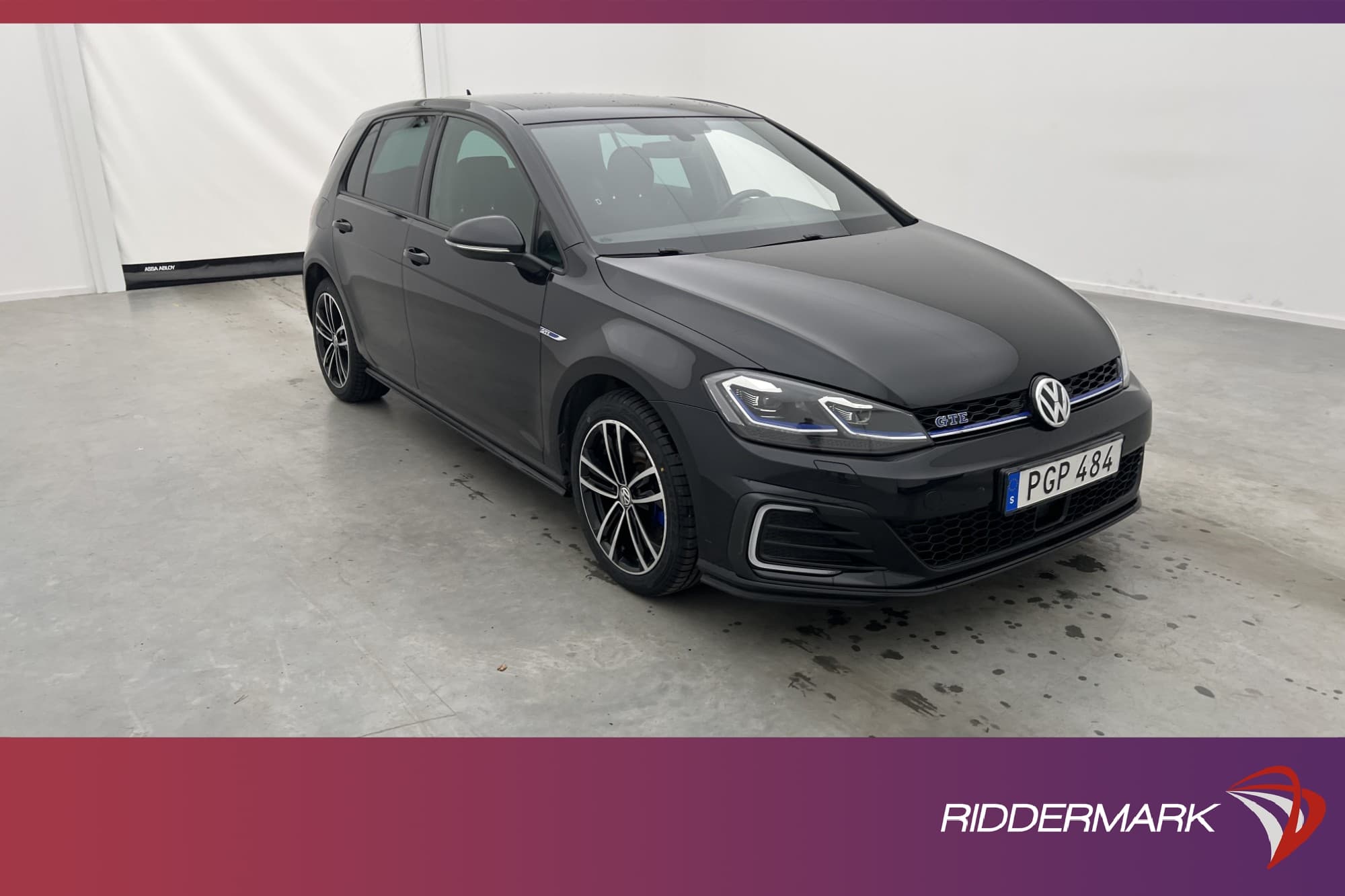 Volkswagen Golf GTE 204hk