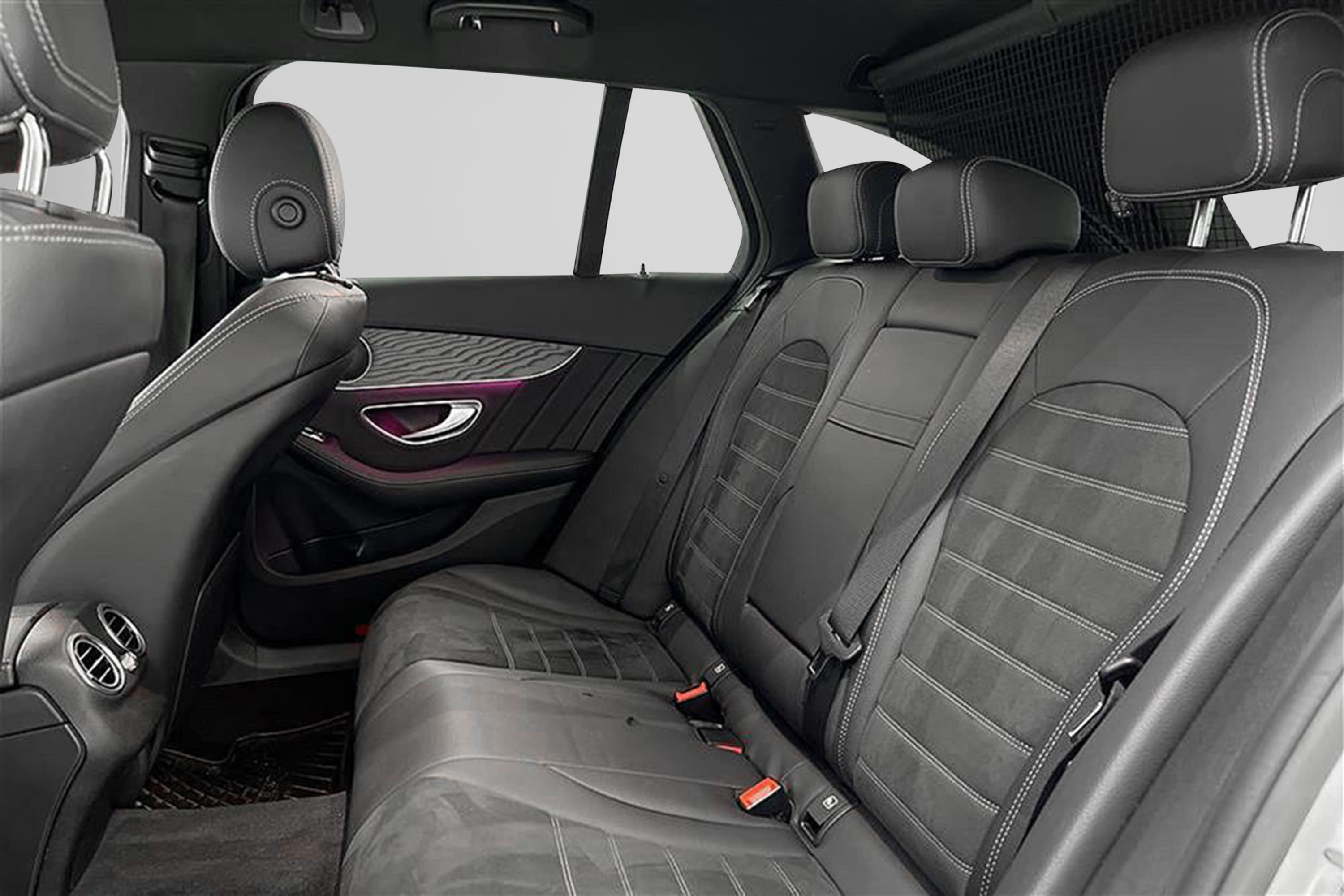 Mercedes-Benz C 220d 194hk AMG Cockpit B-Kamera Naviinteriör