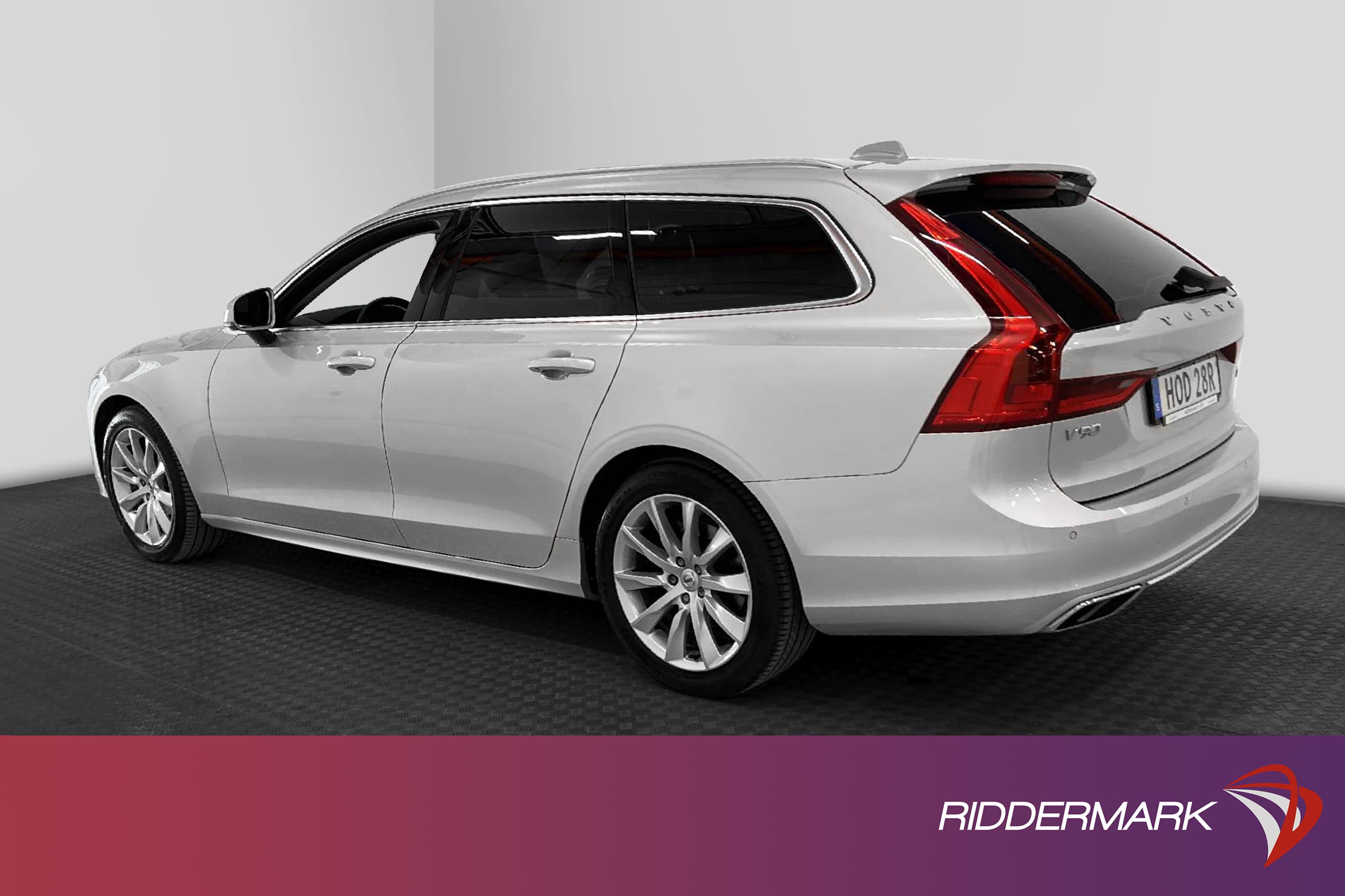 Volvo V90 D4 Momentum 190hk