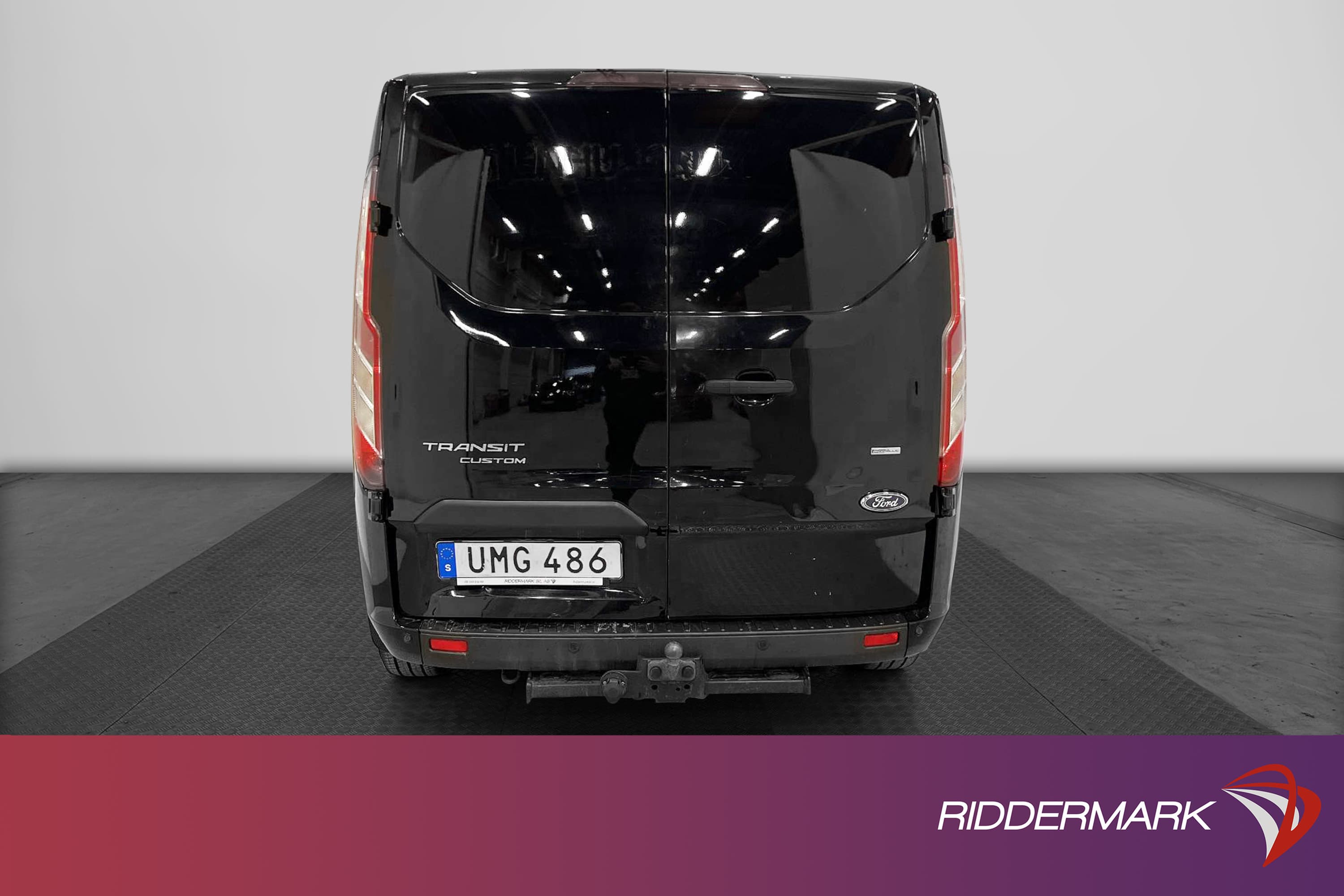 Ford Transit Custom CrewVan 6-sits Drag L2 Värmare Moms PDC