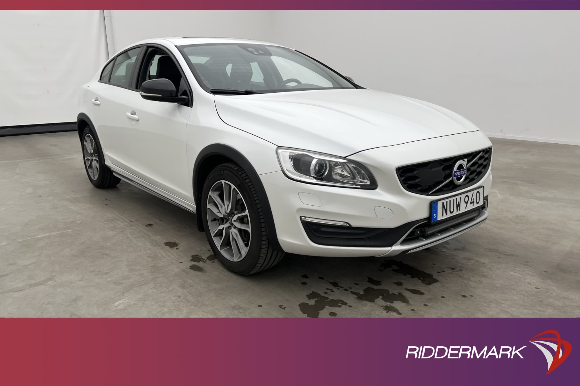Volvo S60 Cross Country D4 AWD