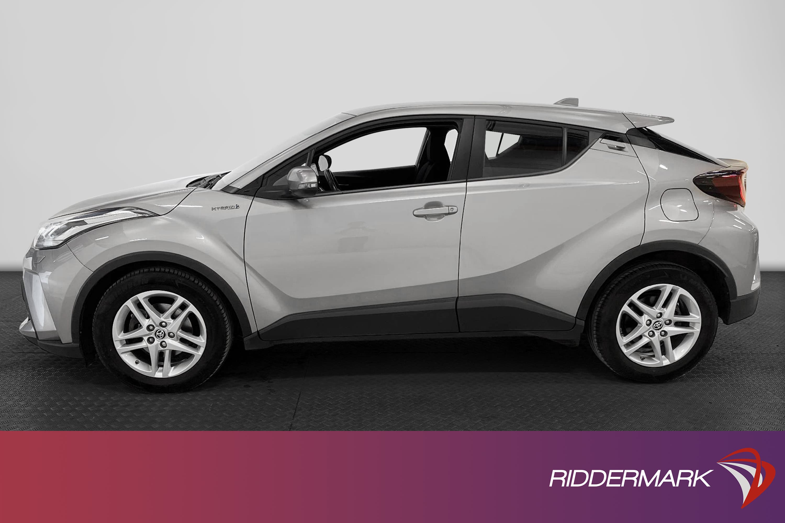 Toyota C-HR Hybrid CVT 122hk M&K-Värm
