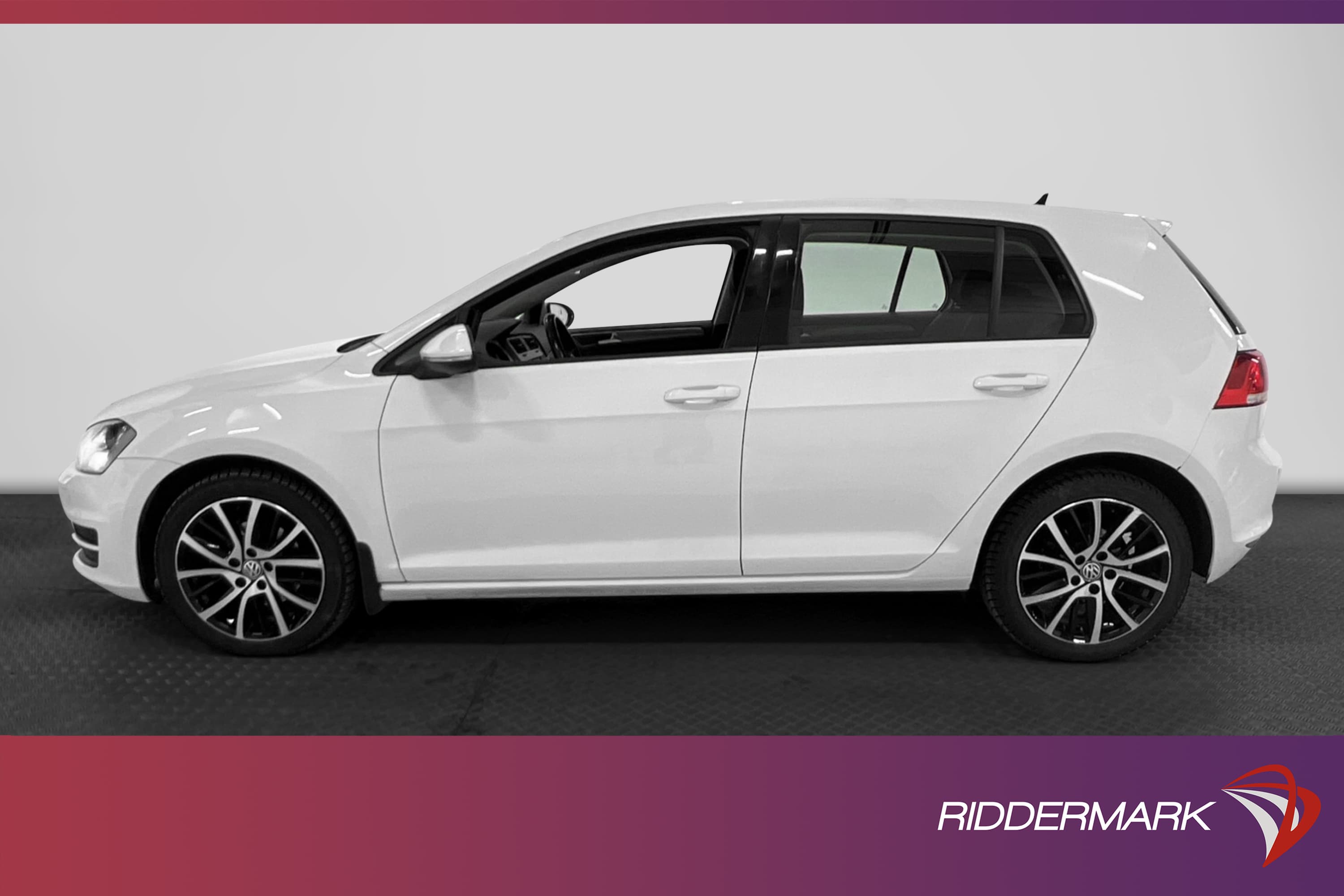 Volkswagen Golf 1.6 TDI 4M 110hk D-Värmare