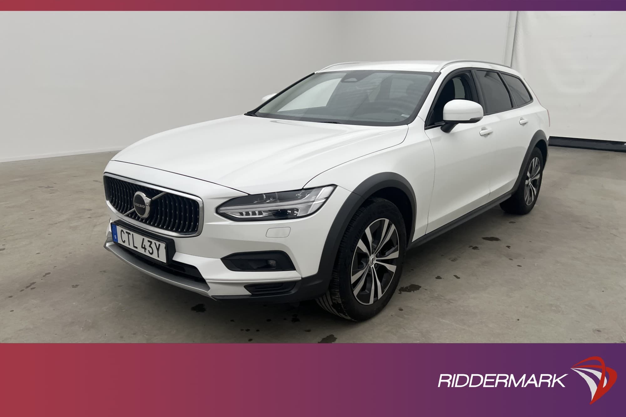 Volvo V90 Cross Country B5 AWD