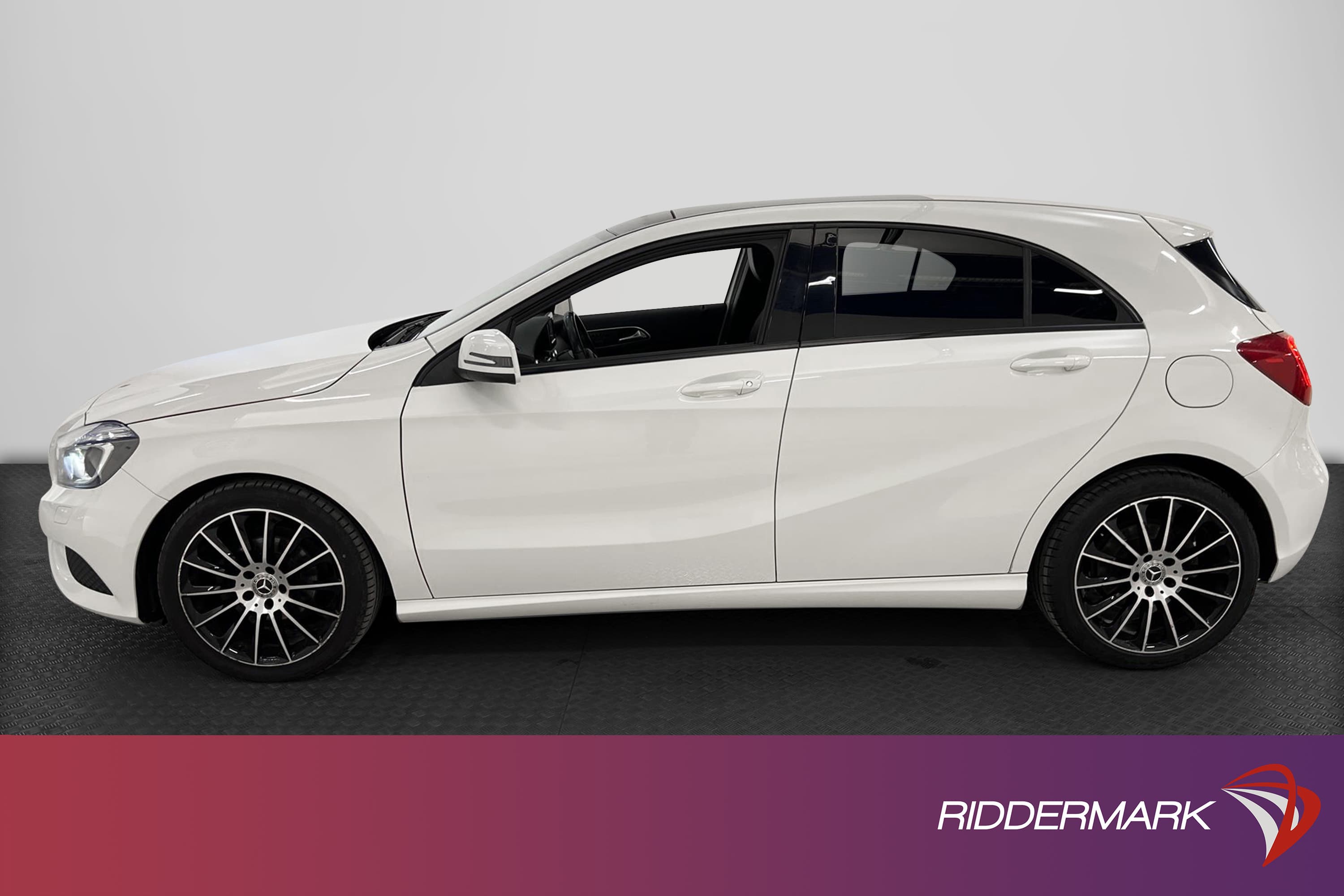 Mercedes-Benz A 180 109 hk 7G-DCT