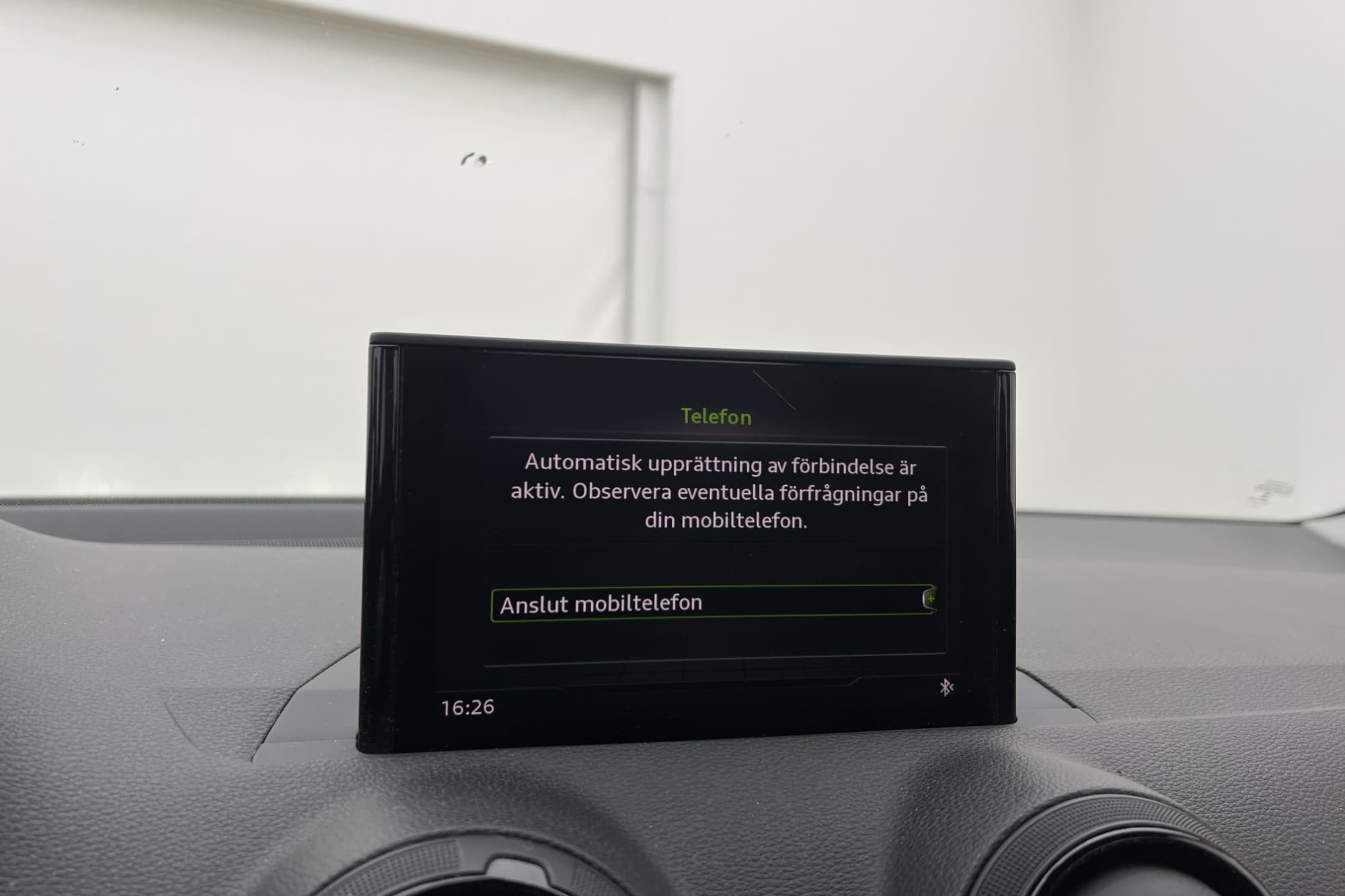 Audi Q2 30 TFSI Proline P-Sensorer Farthållare Bluetooth