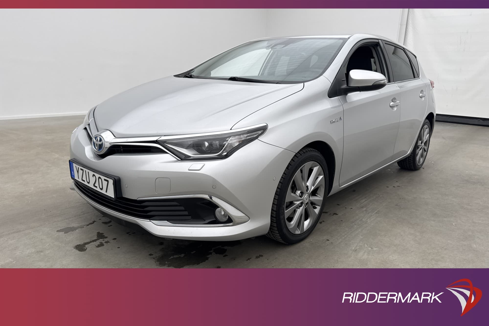 Toyota Auris Hybrid
