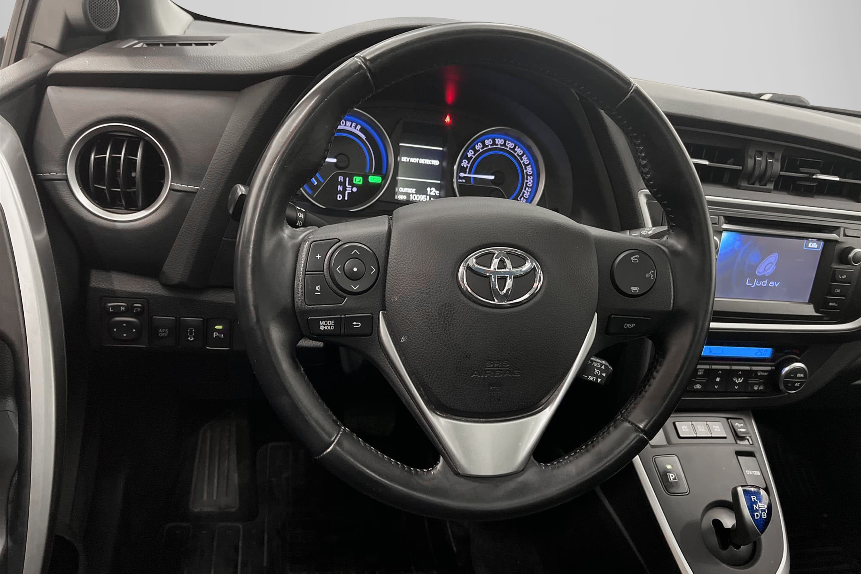 Toyota Auris Hybrid e-CVT 136hk Navi Pano B-Kam 0,40L/mil